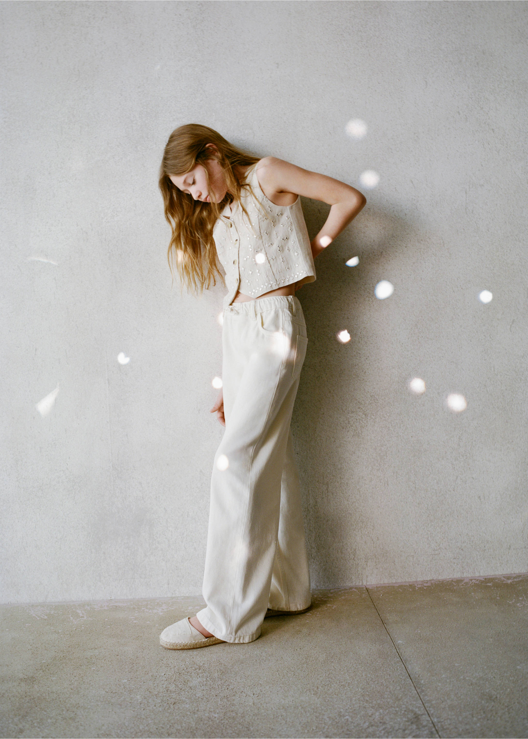 Mirrors embroidered waistcoat - Details of the article 5, Light/Pastel Grey. Ref: 87048269-00.