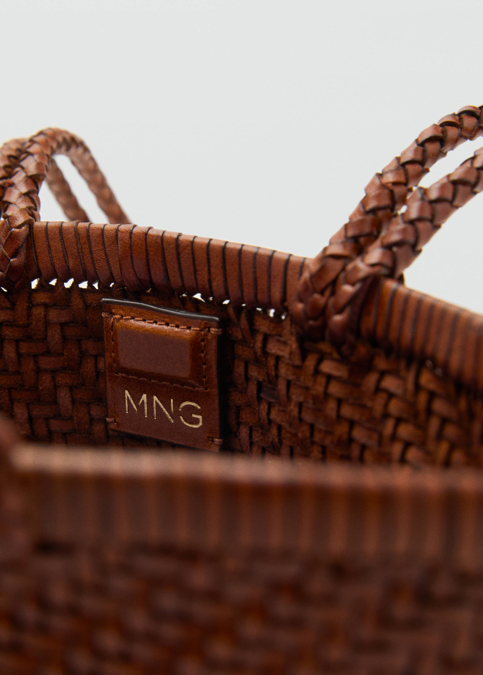 Medium braided leather bag - Details of the article 3
