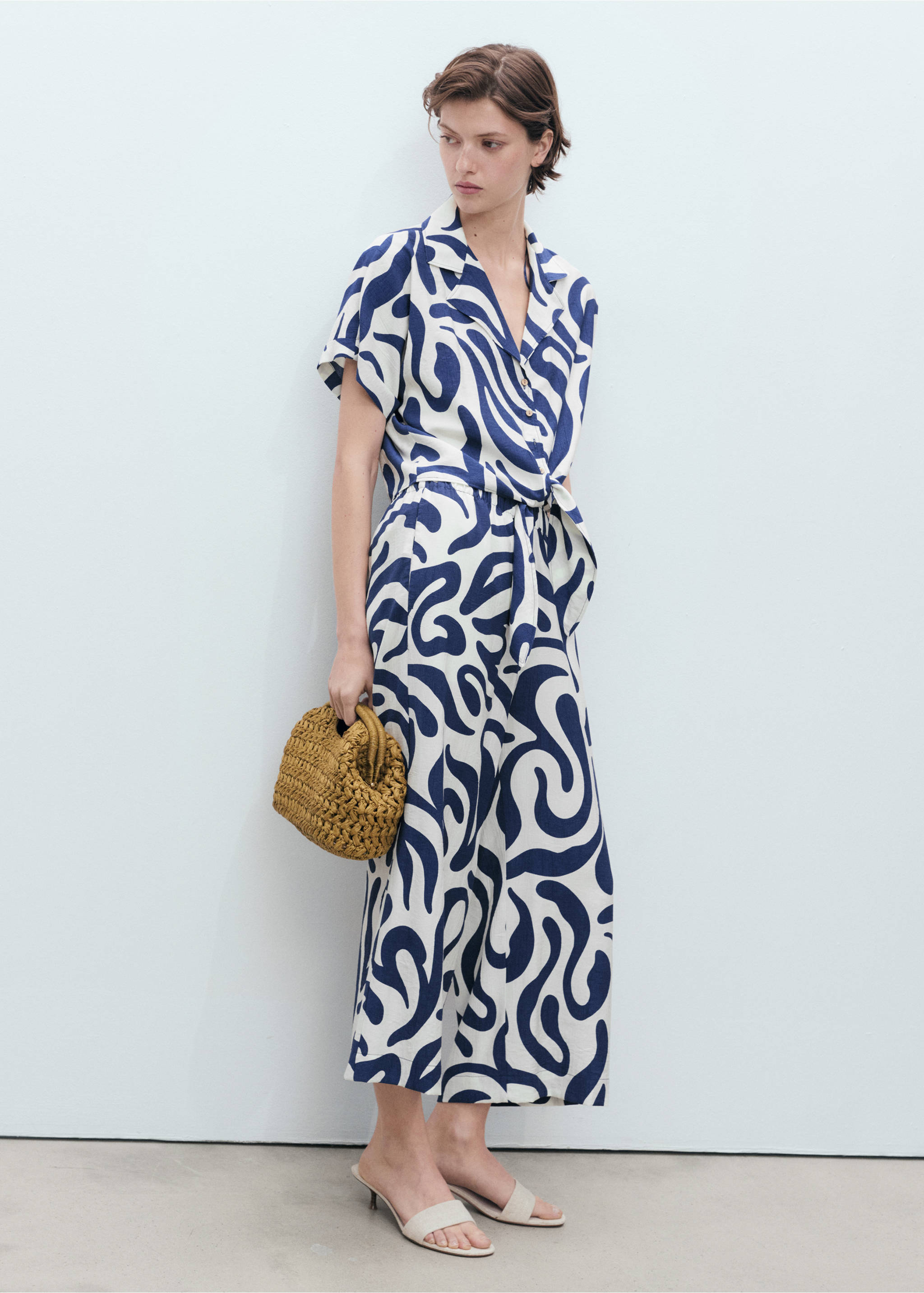 Πουκάμισο crop με τύπωμα και δέσιμο - Γενικό πλάνο, Υπόλευκο. Ref: 87048646-00.