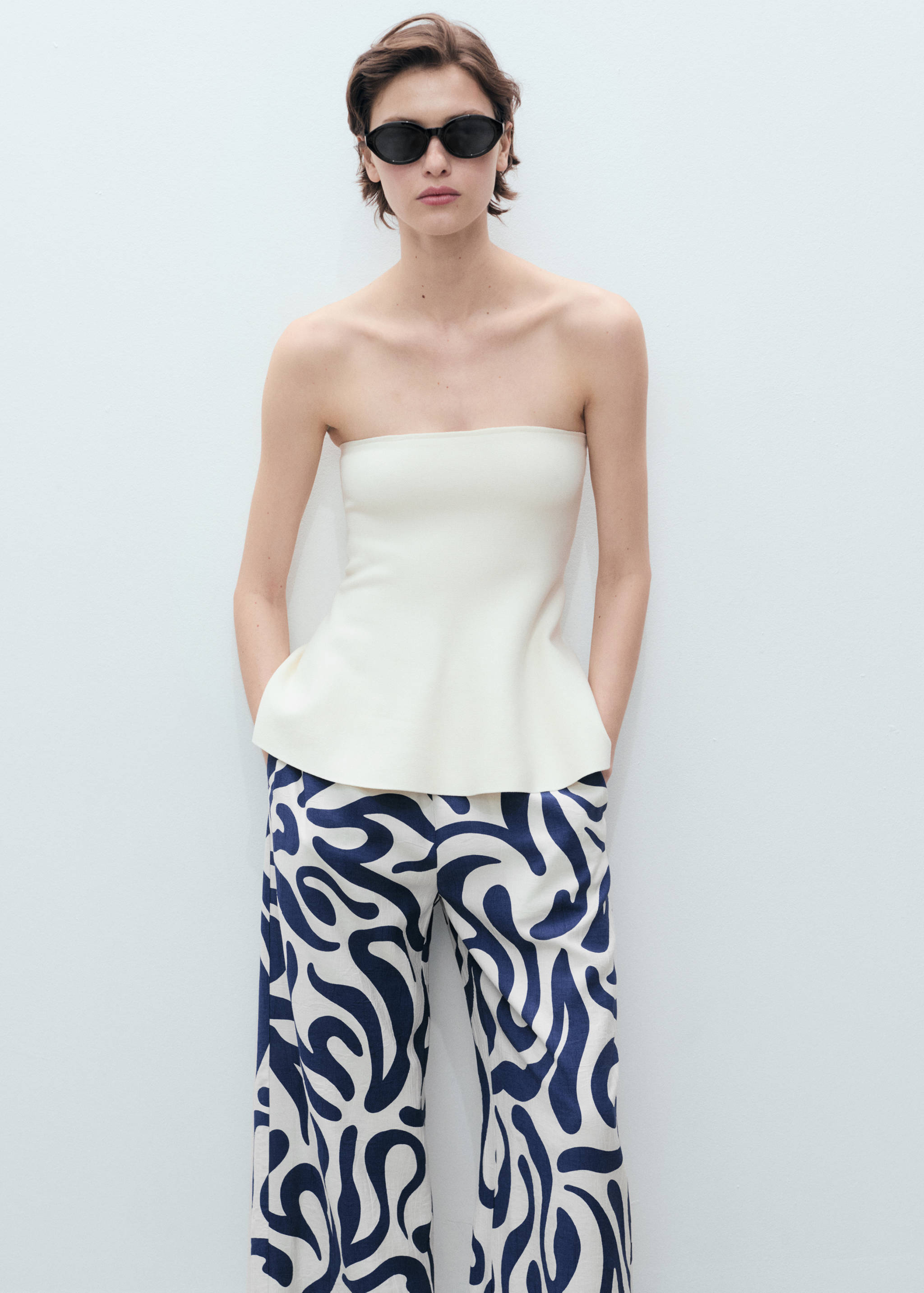 Printed culotte trousers - Details of the article 1