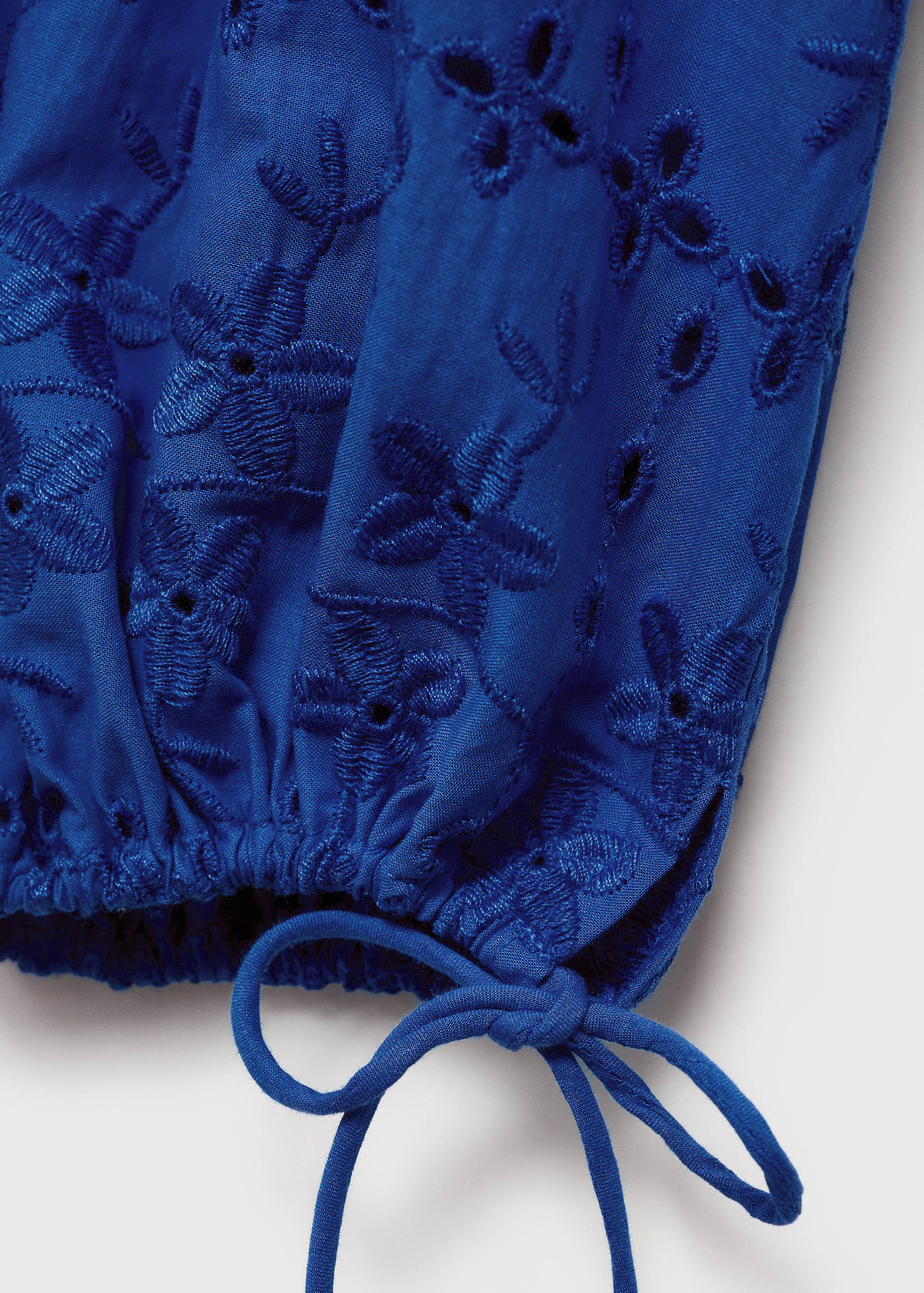 English embroidery blouse with bows - Details of the article 0