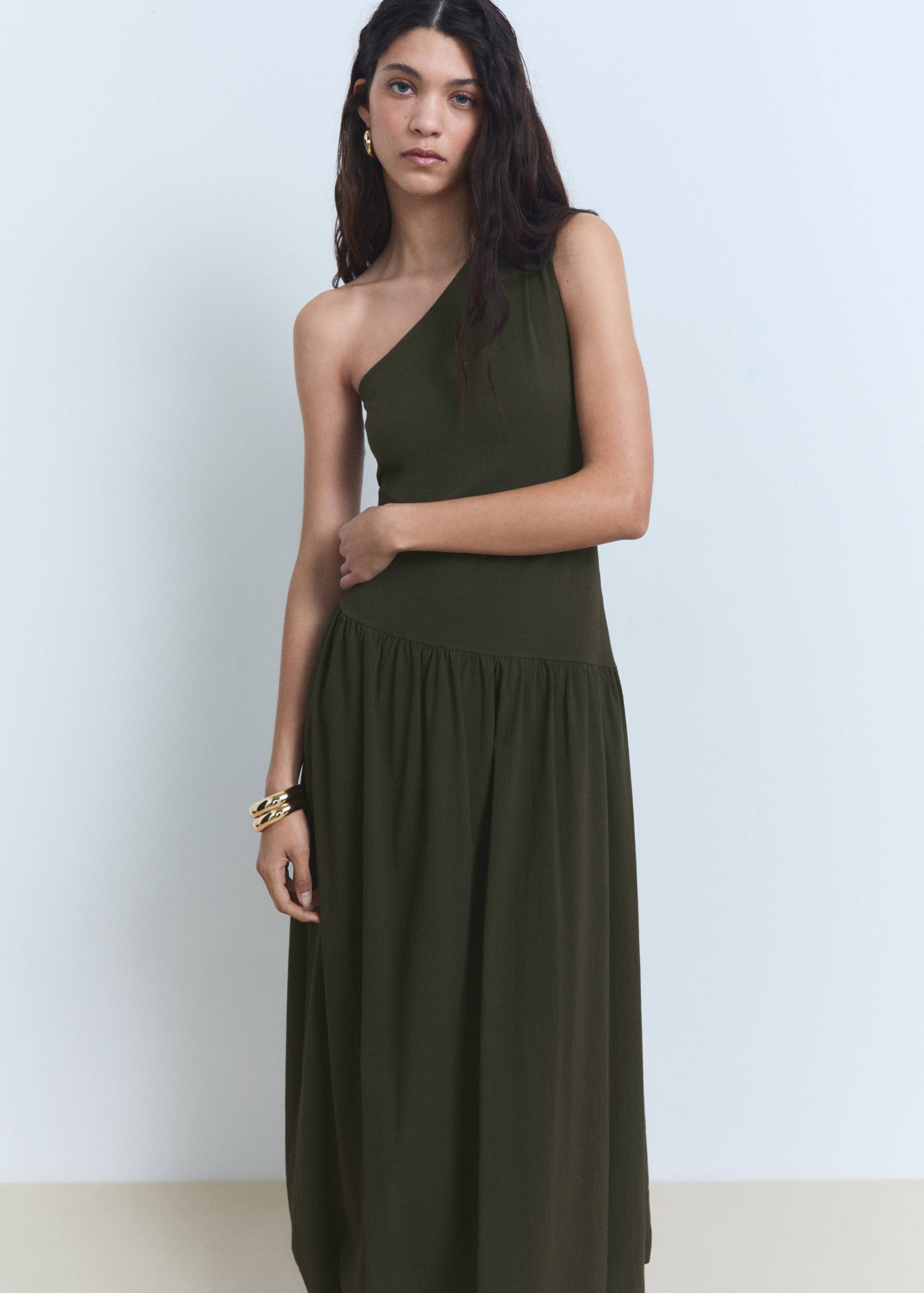 Vestido largo asimétrico globo - Plano medio