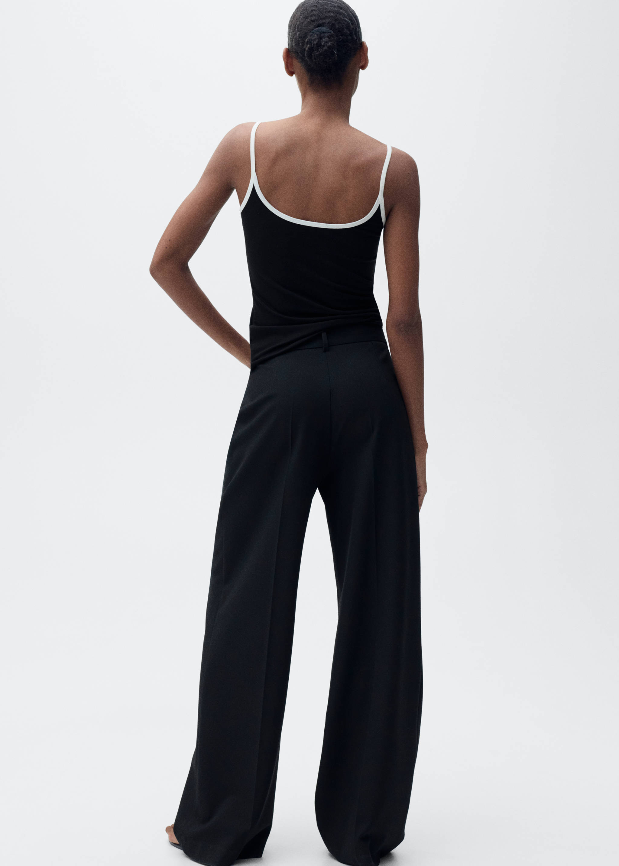 Lyocell top with contrasting trim - Reverse of the article