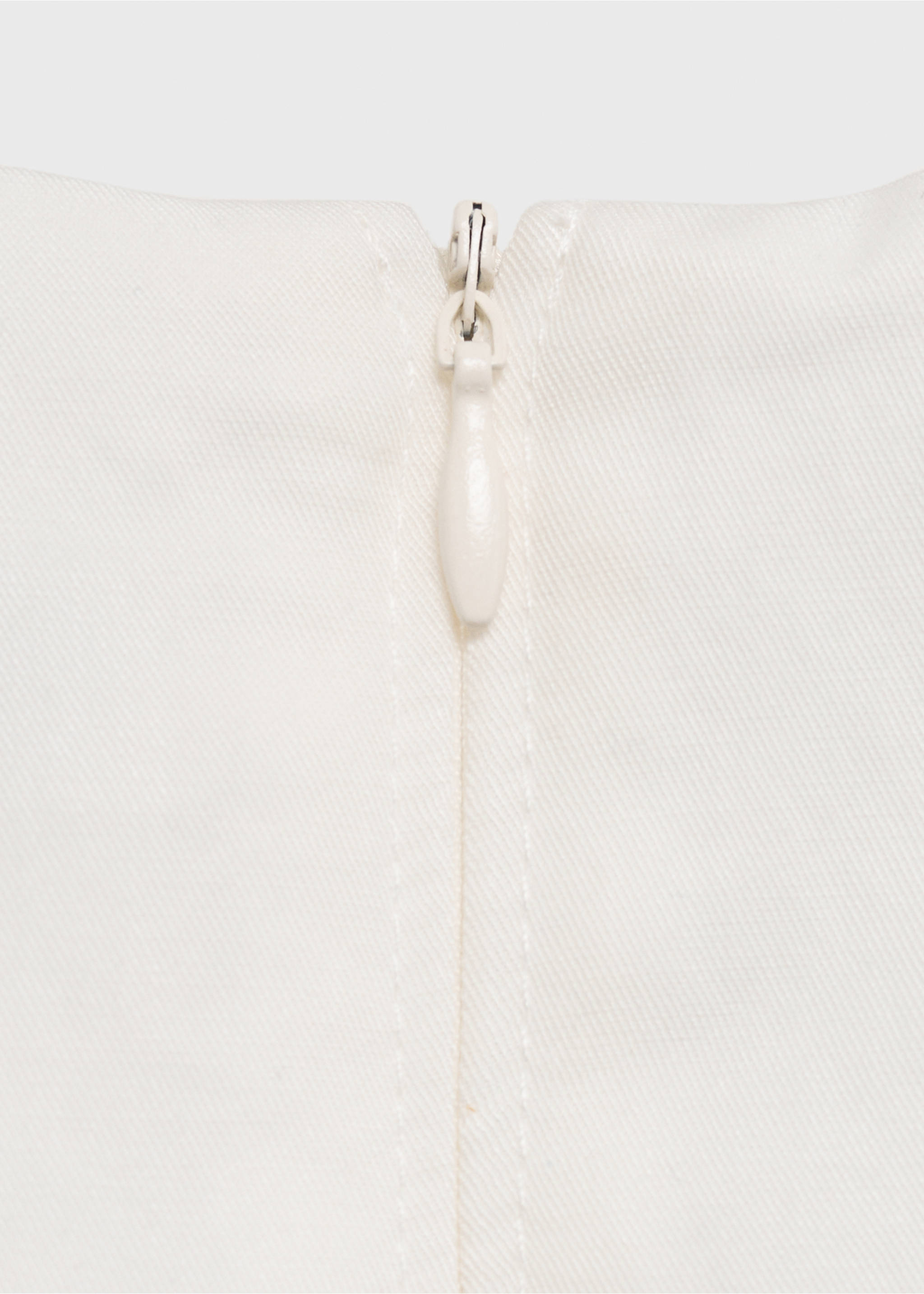 Mono largo lyocell cinturón - Detalle del artículo 0, Blanco roto. Ref: 87049404-00.