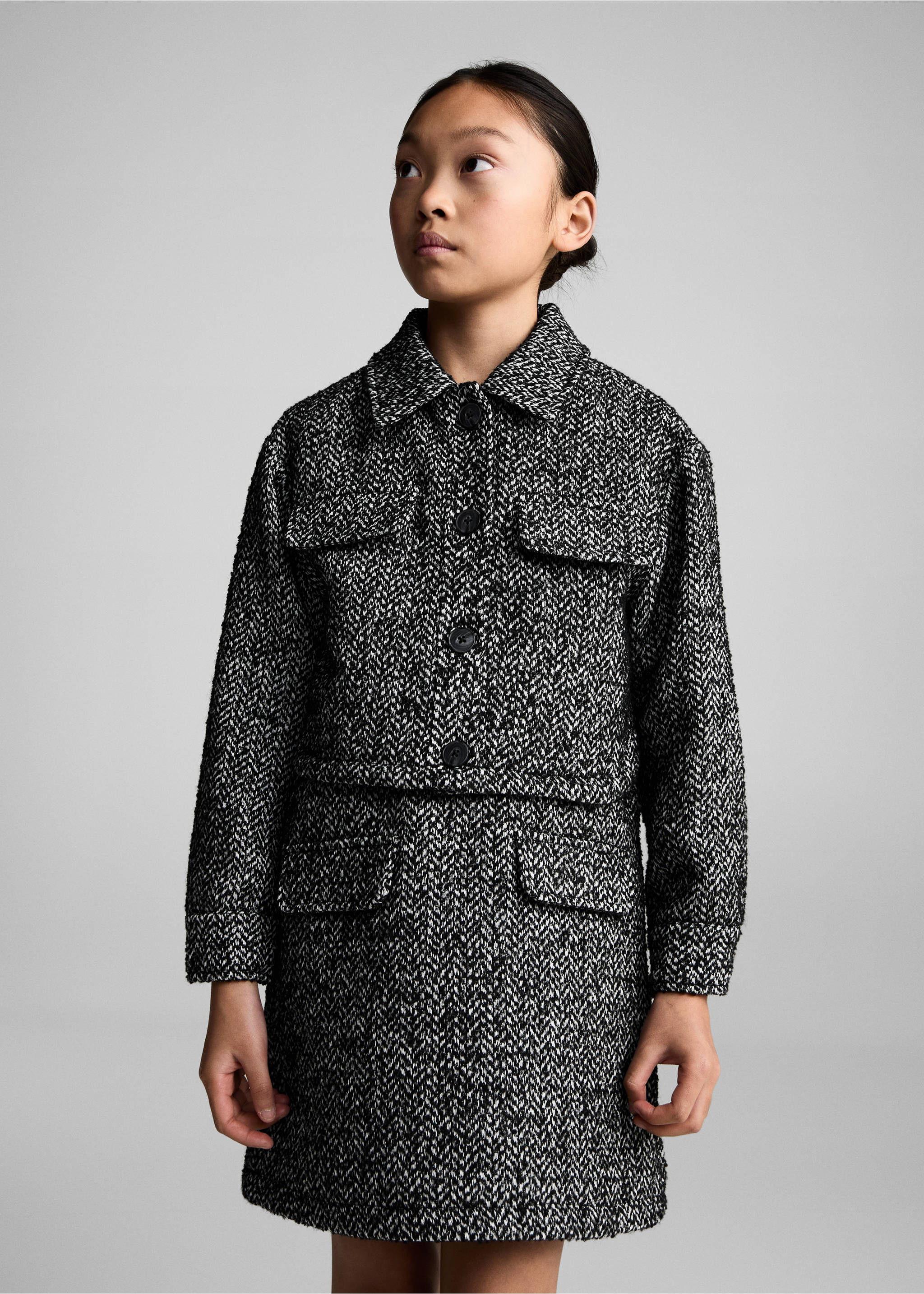 Crop-Jacke mit Fischgrätmuster - Mittlere Ansicht, Schwarz. Ref: 87050229-00.