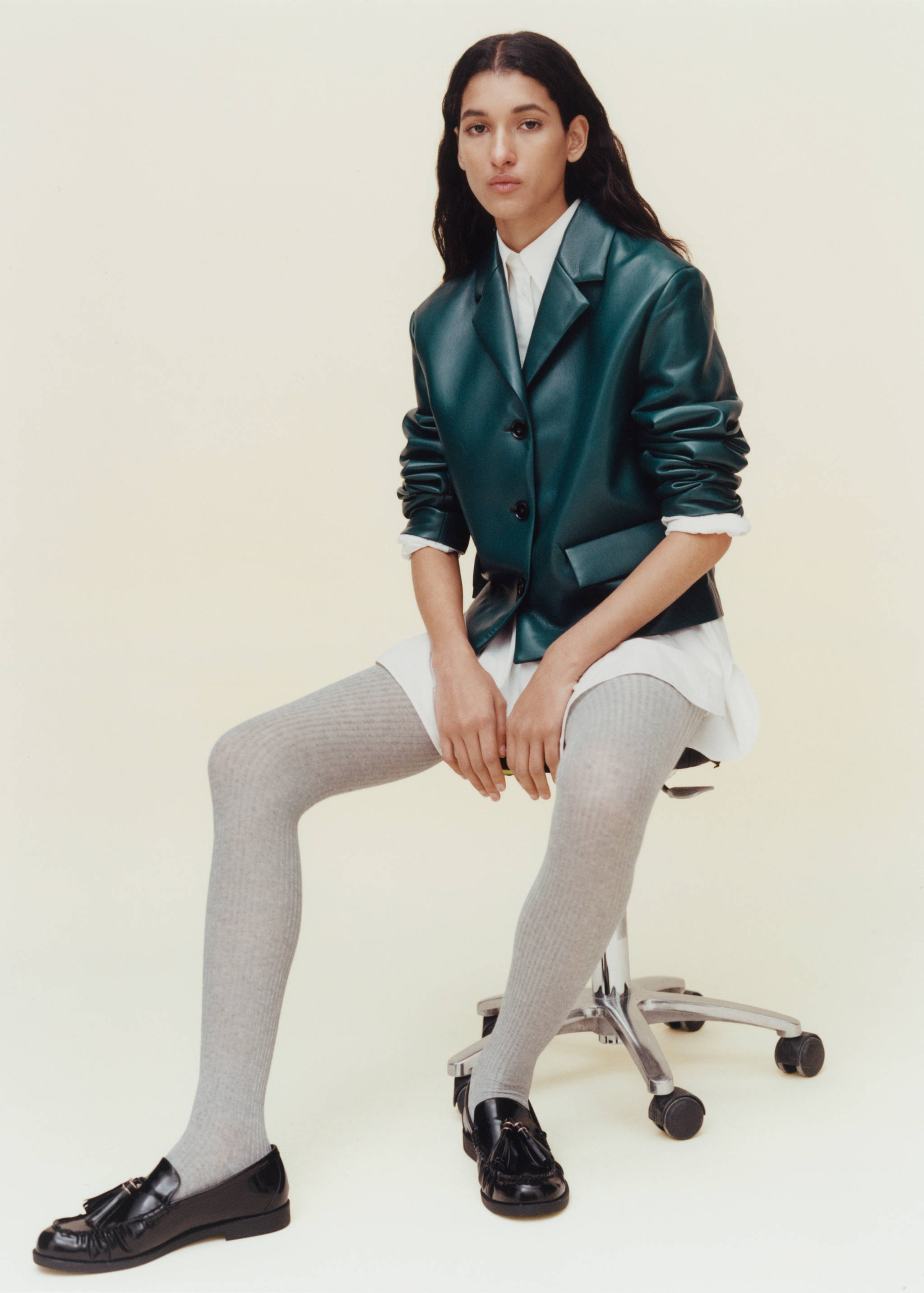 Leather loafers with tassels - General plane