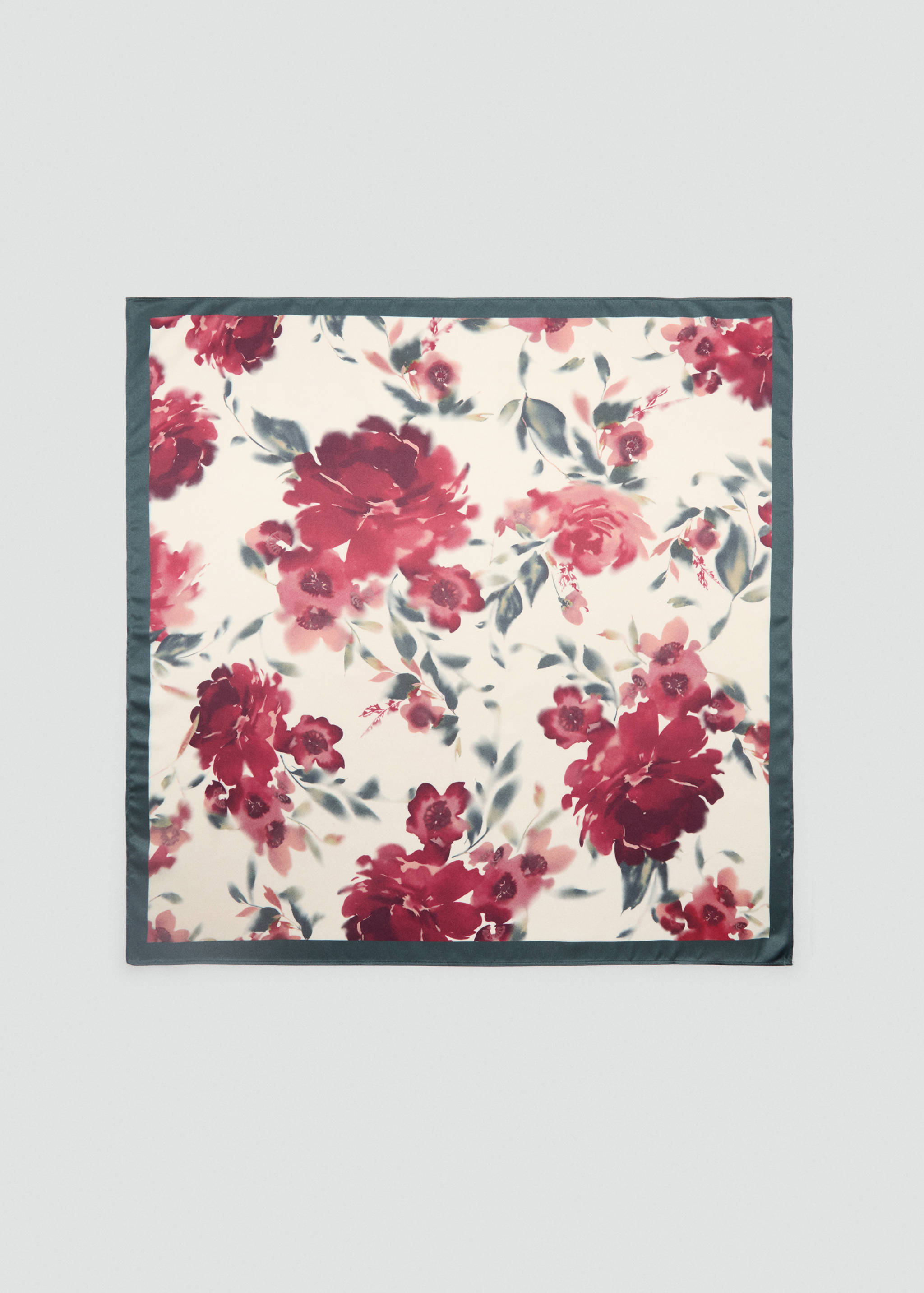 Lenço com estampado floral - Artigo sem modelo