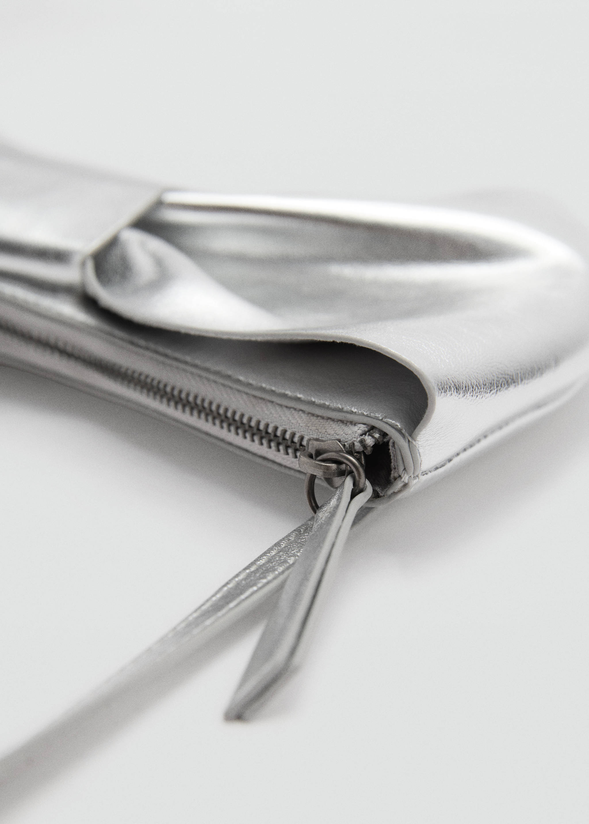 Metallic bow bag - Details of the article 2