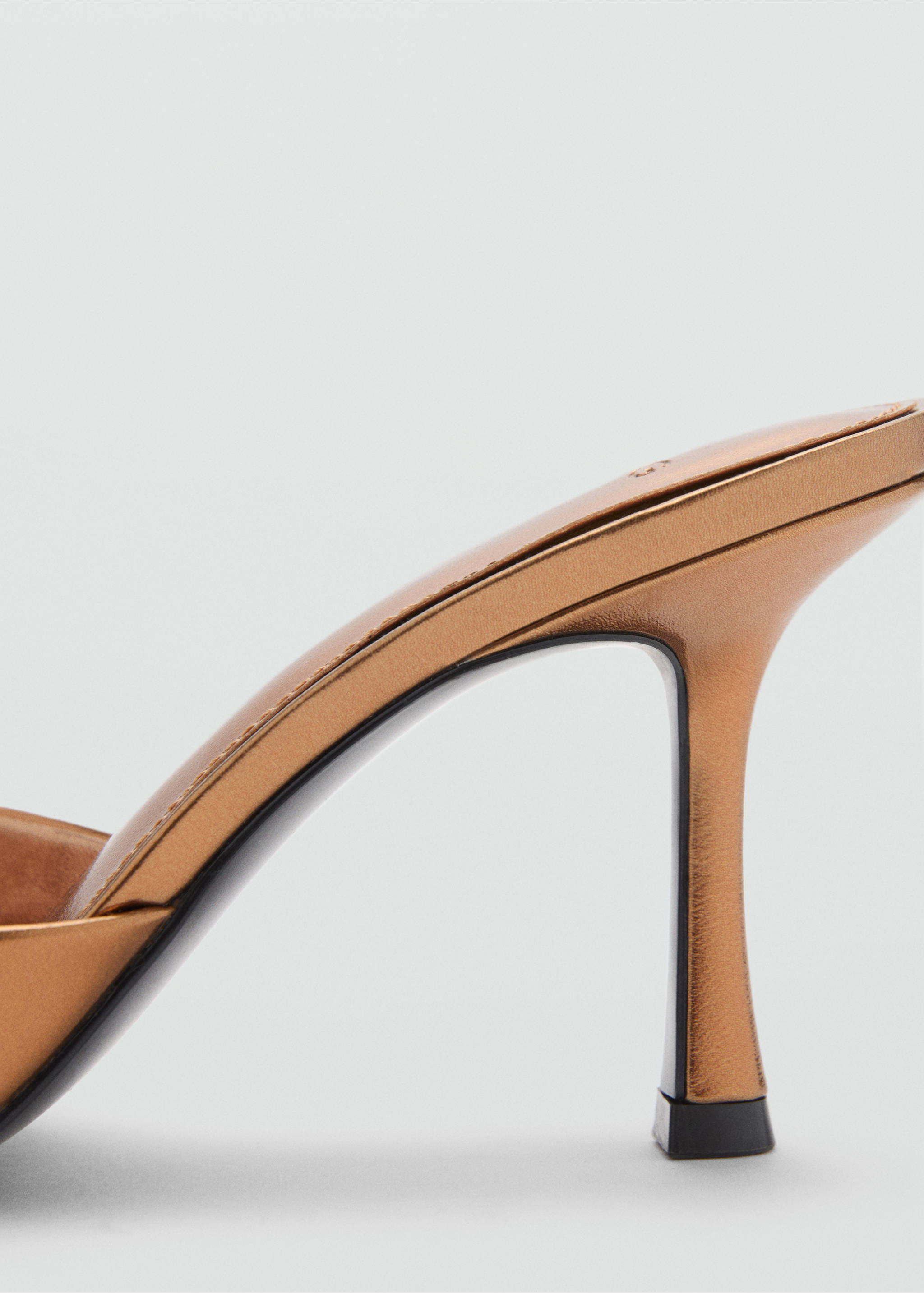 Metallic-effect heeled sandals - Details of the article 1, Copper. Ref: 87050271-00.