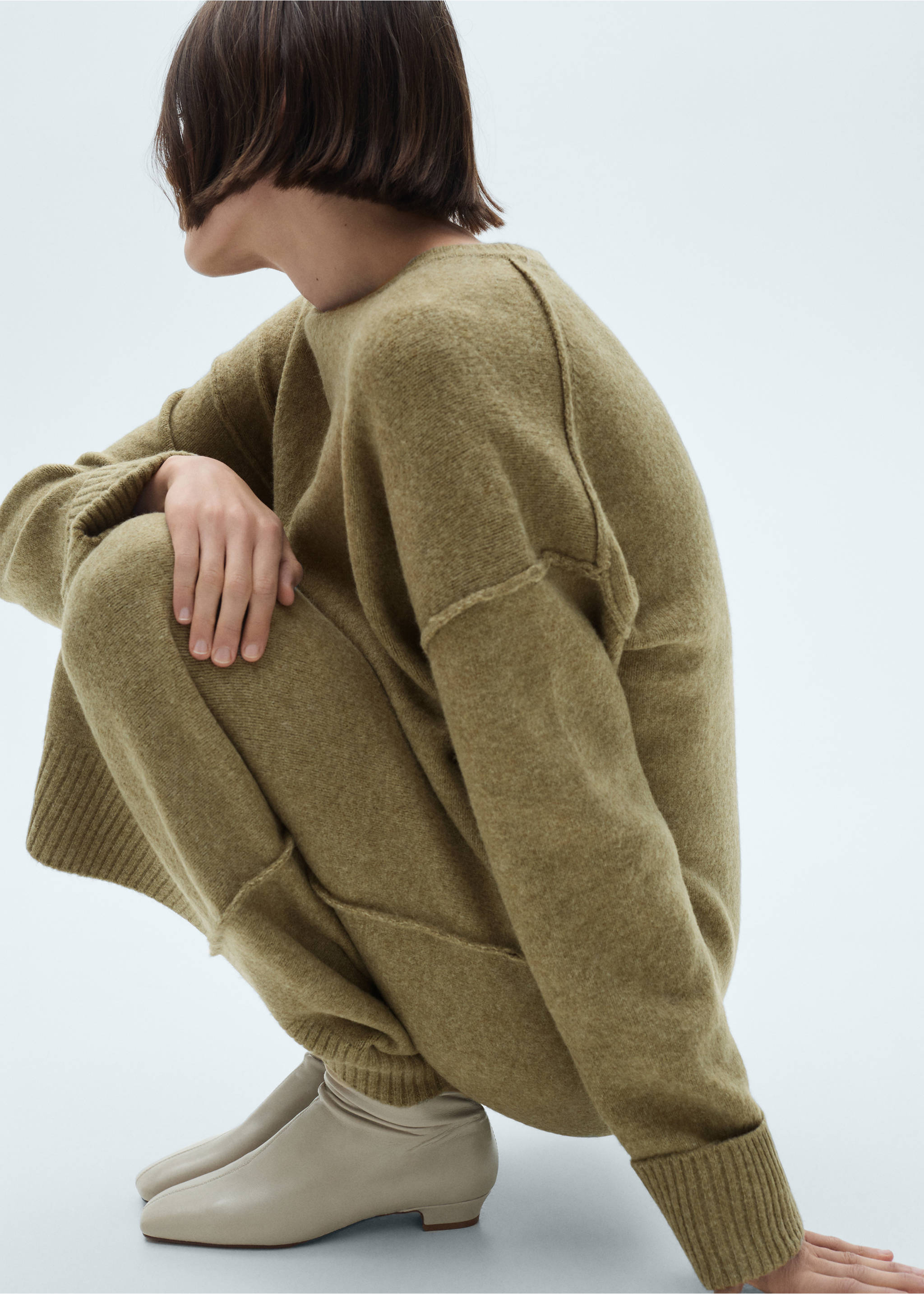 Knitted dress with ribbed finishes - Details of the article 2, Medium Green. Ref: 87050283-00.