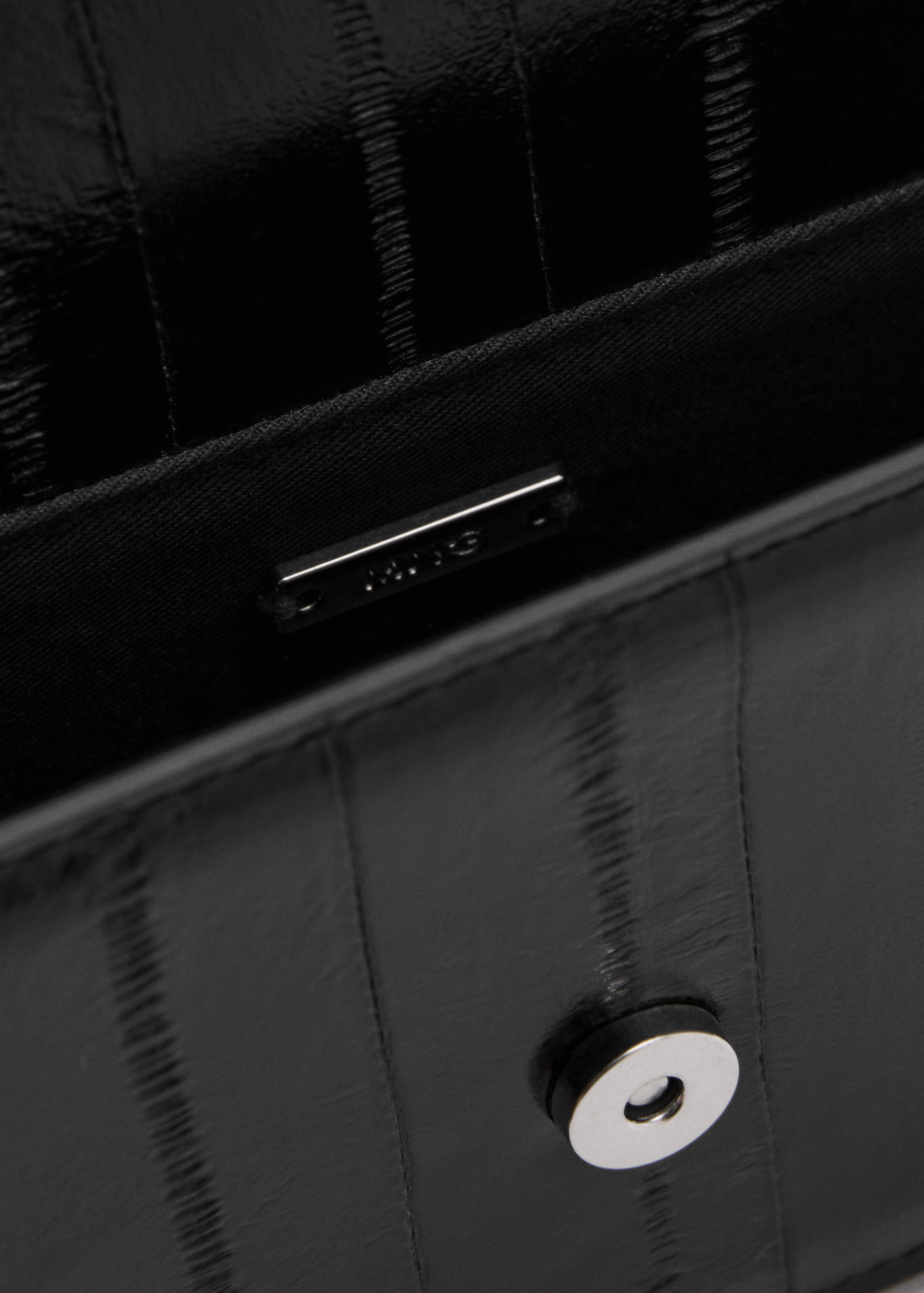 Textured faux-leather bag - Details of the article 1
