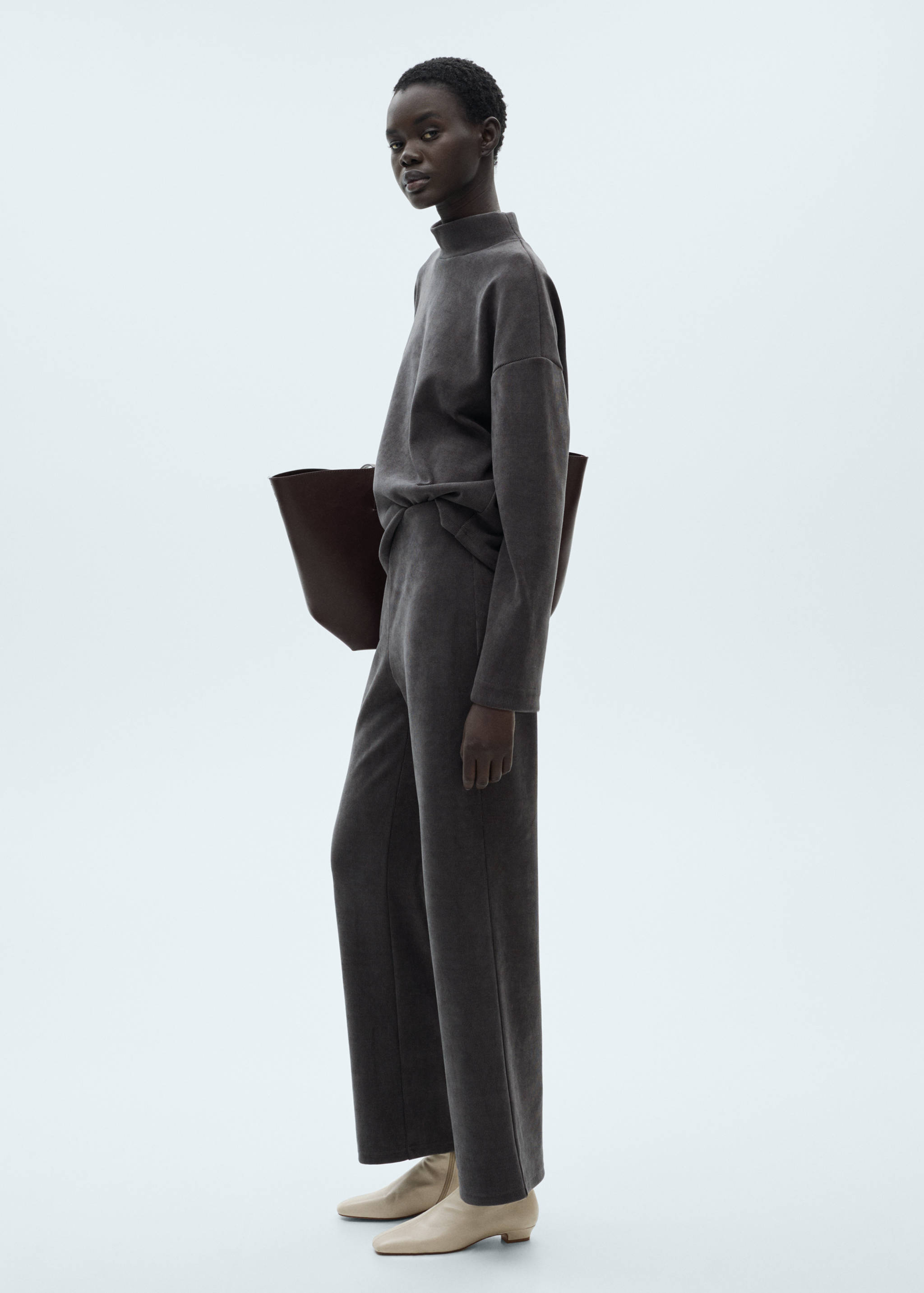 Corduroy straight trousers - General plane