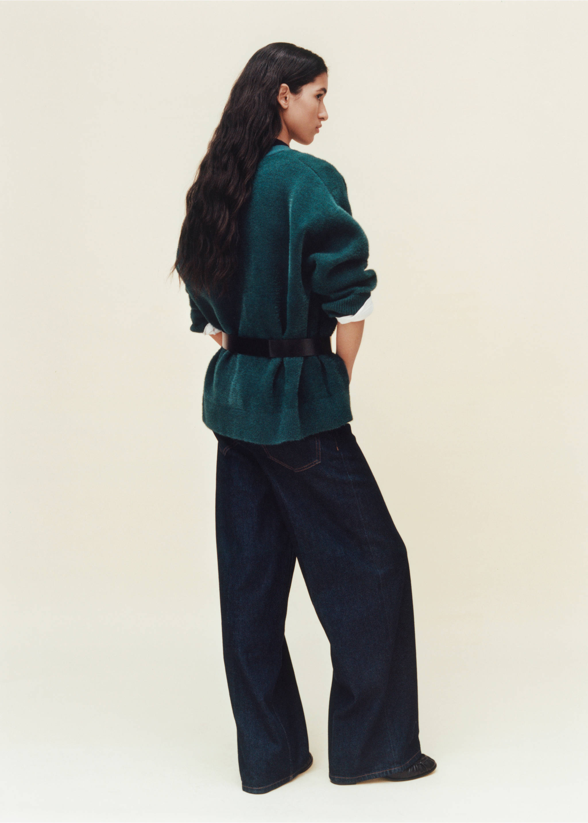 Faux-fur knitted cardigan - Details of the article 7, Petrol Blue. Ref: 87050352-00.