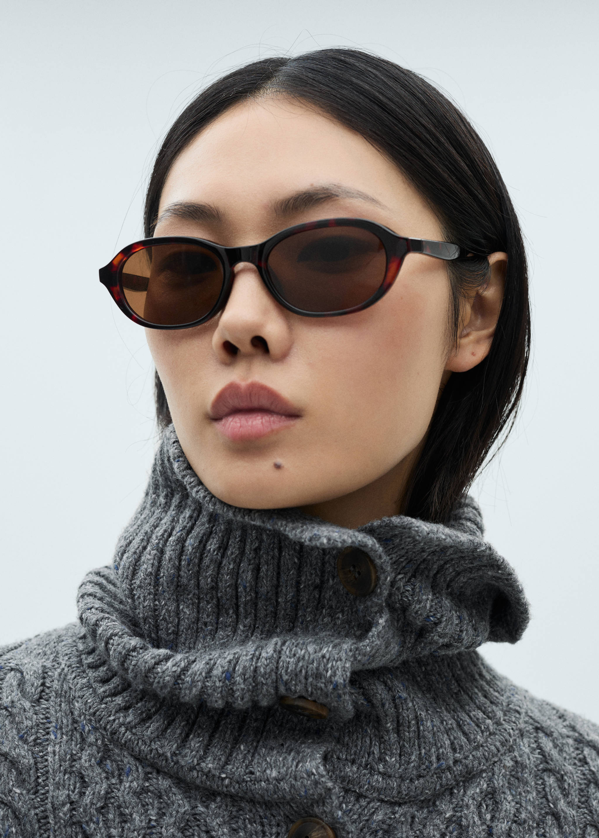 Cabled heather cardigan - Details of the article 1