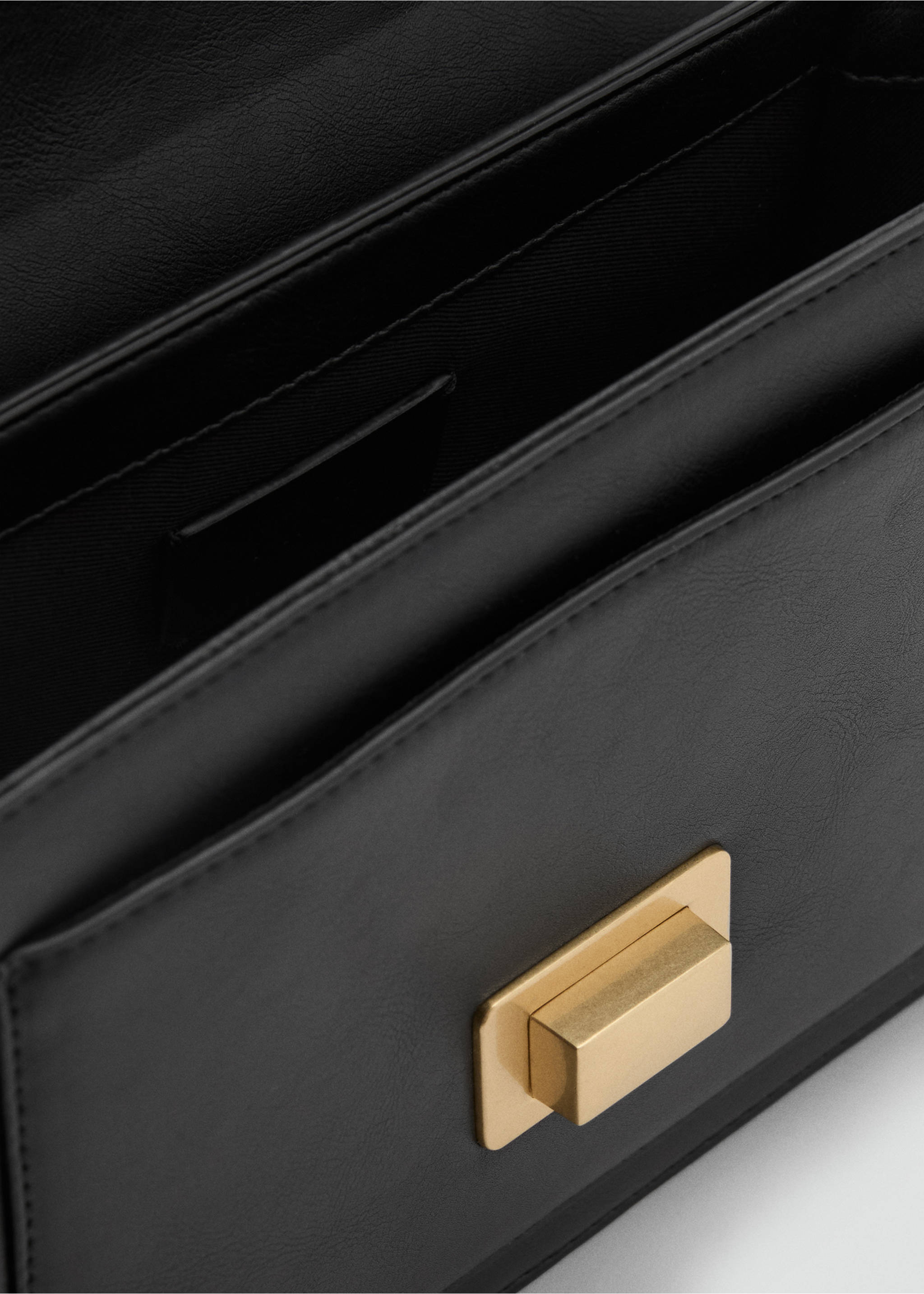 Crossbody bag with flap - Details of the article 1, Black. Ref: 87050416-00.