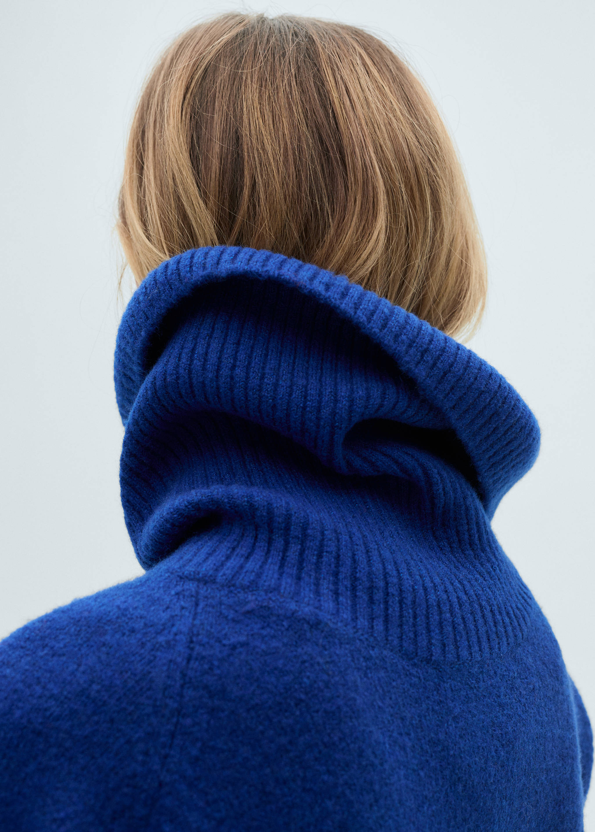 Turtleneck knitted sweater - Details of the article 6