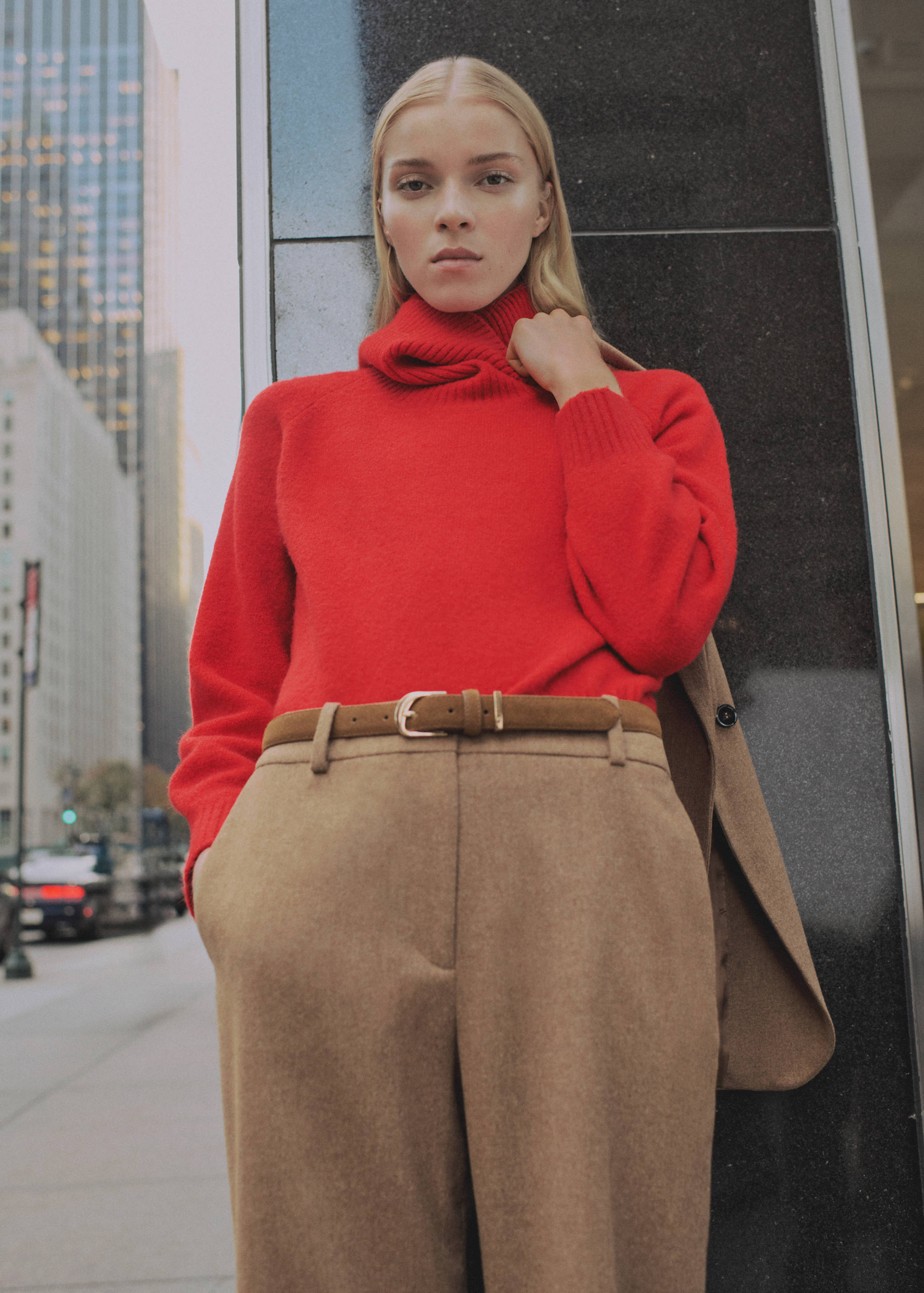 Turtleneck knitted sweater - Details of the article 2