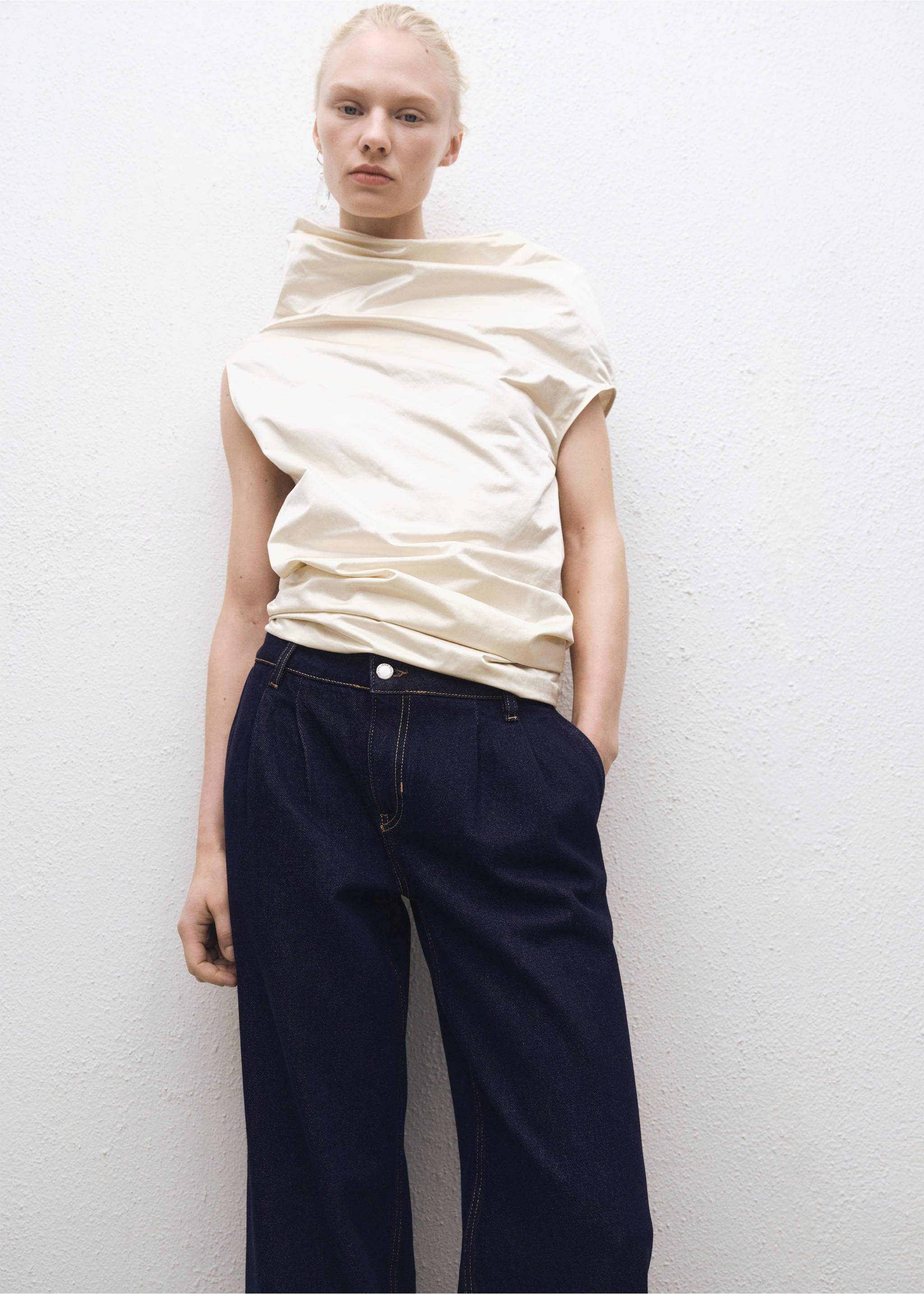 Jeans wide leg pinzas rinse wash - Detalle del artículo 1, Azul. Ref: 87050447-00.