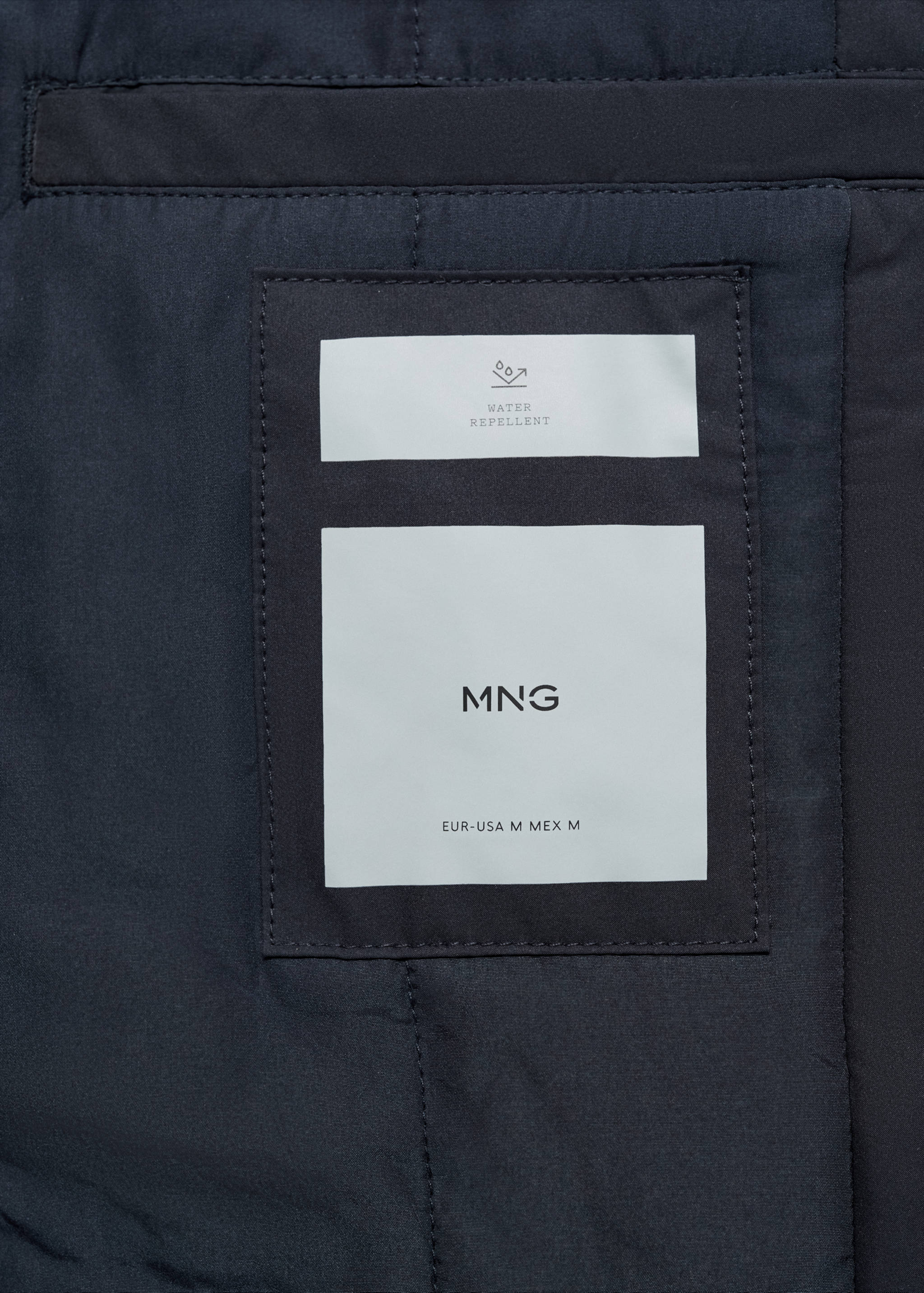 Gavardina embuatada water repellent - Detall de l'article 0