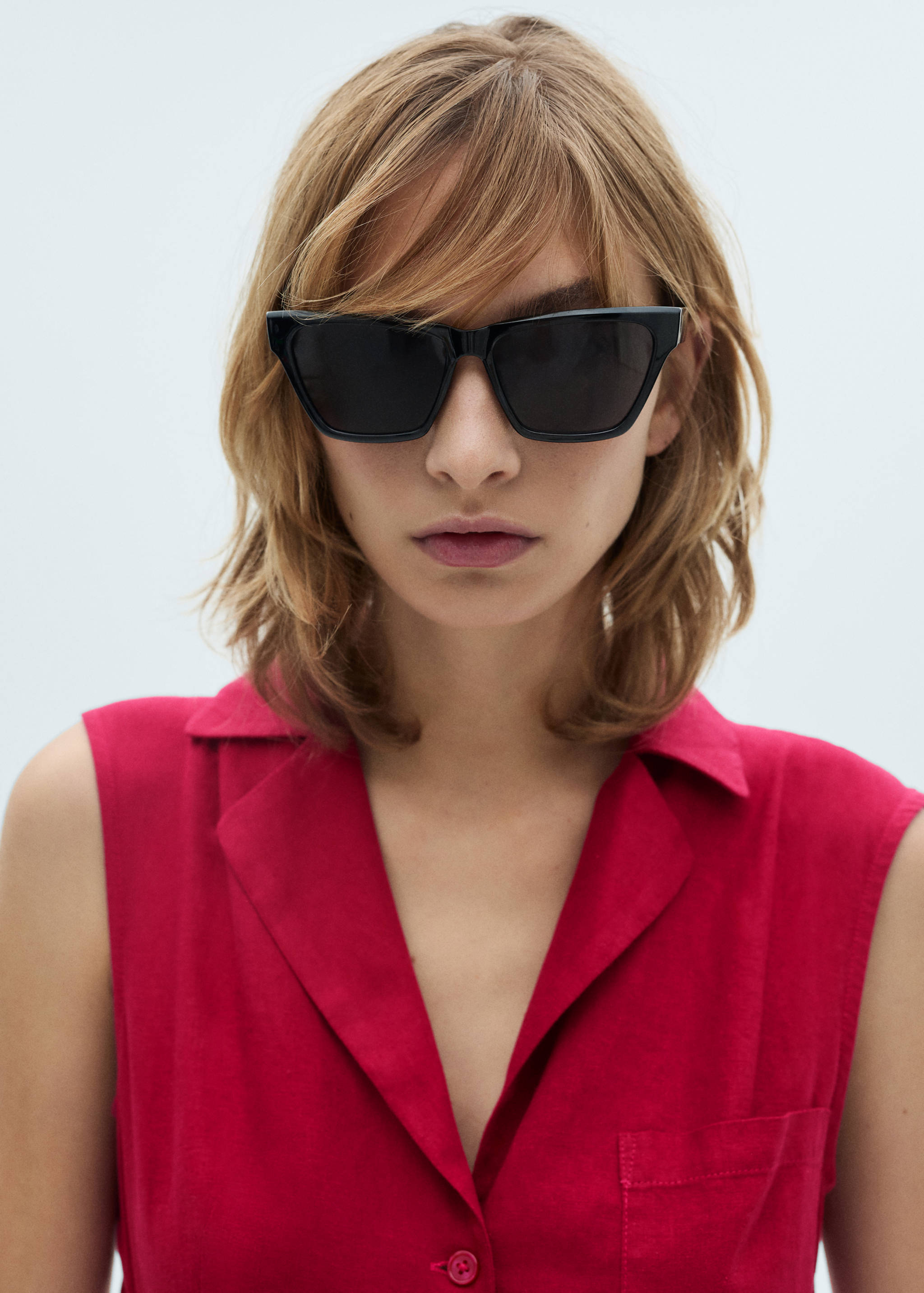 Hemdblusenkleid aus Leinen mit Gürtel - Detail des Artikels 1