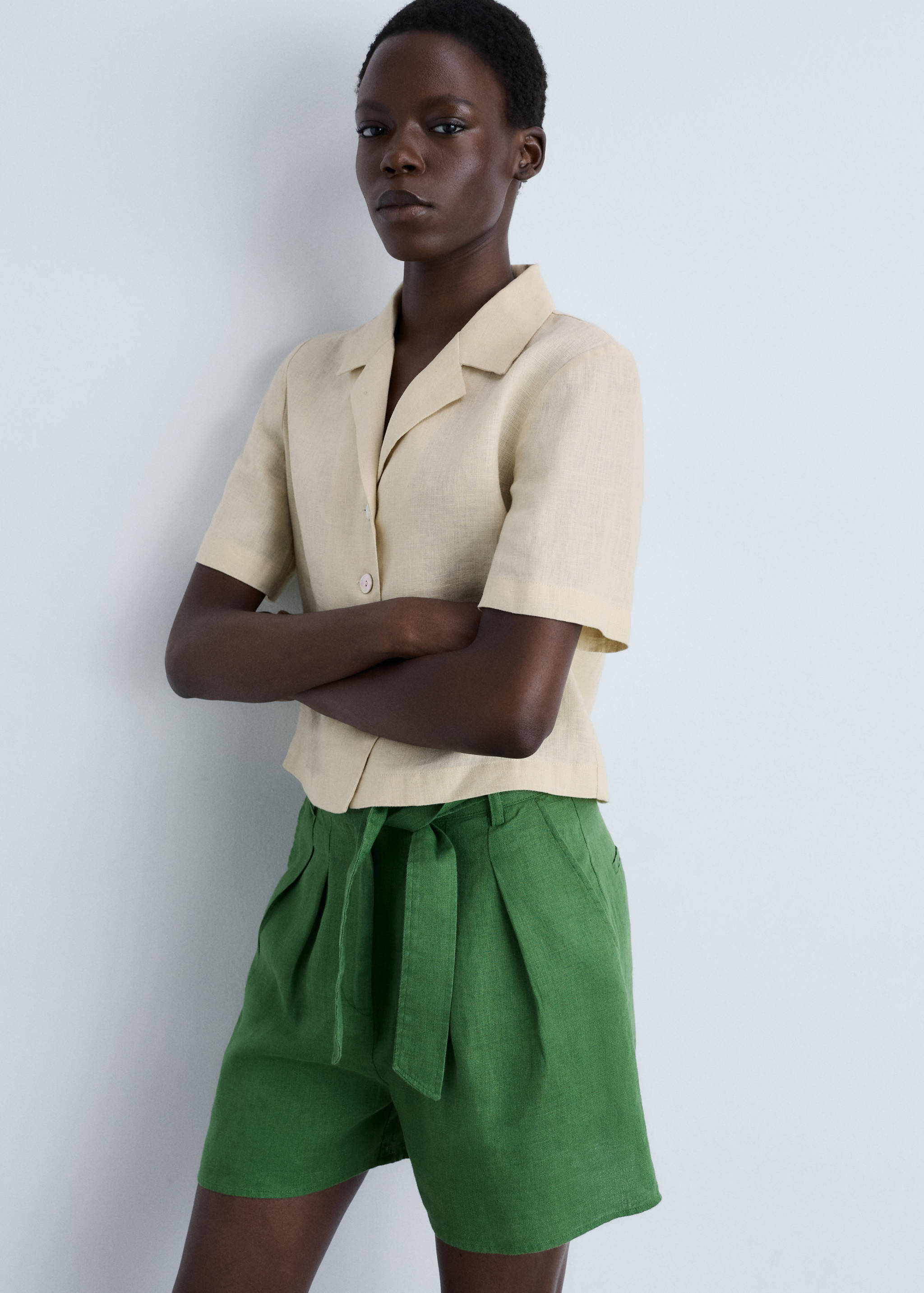 Camisa lino manga corta - Detalle del artículo 2