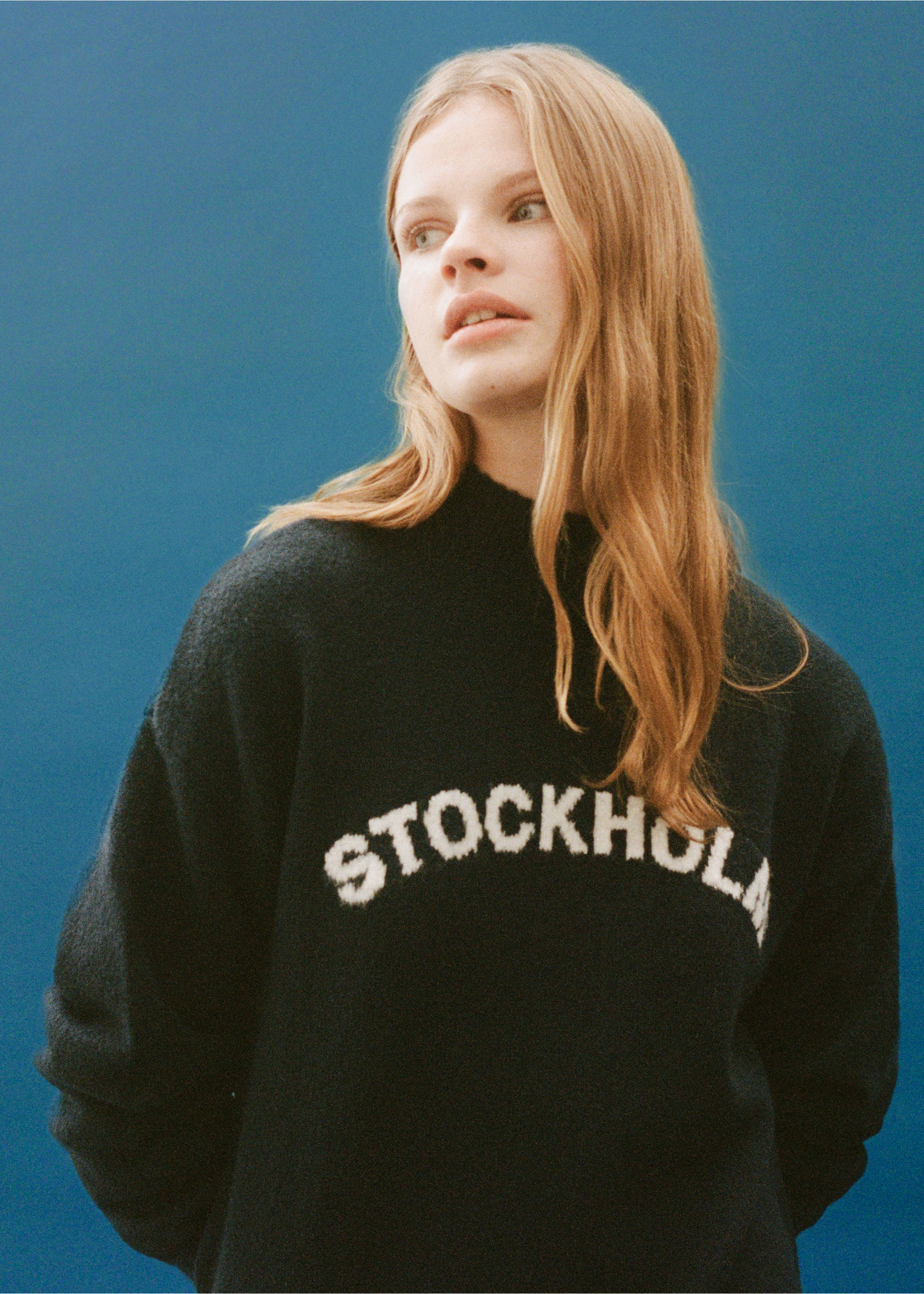 Message knitted sweater - Details of the article 5, Dark Navy. Ref: 87050592-00.