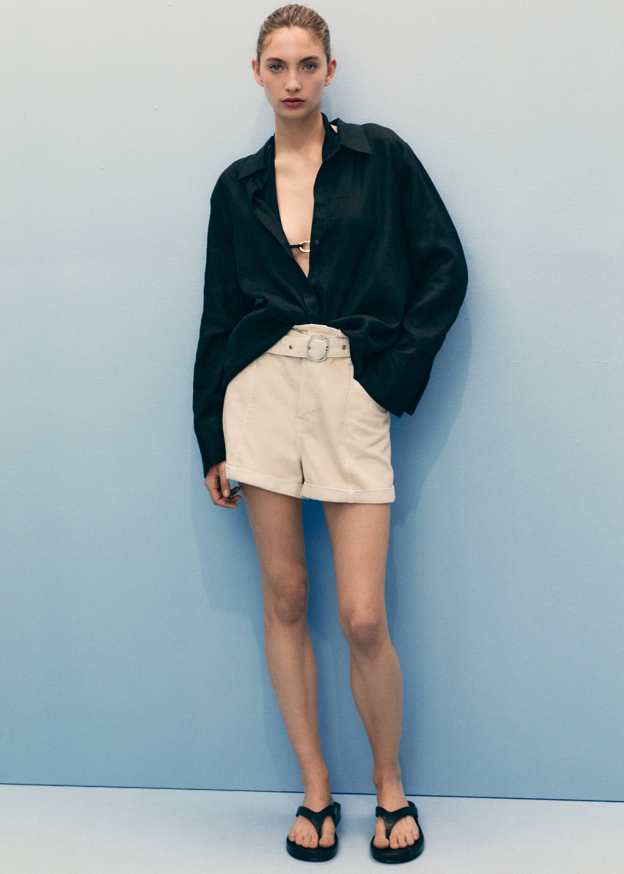 Shorts paperbag avec ourlet retroussé et ceinture - Plan général