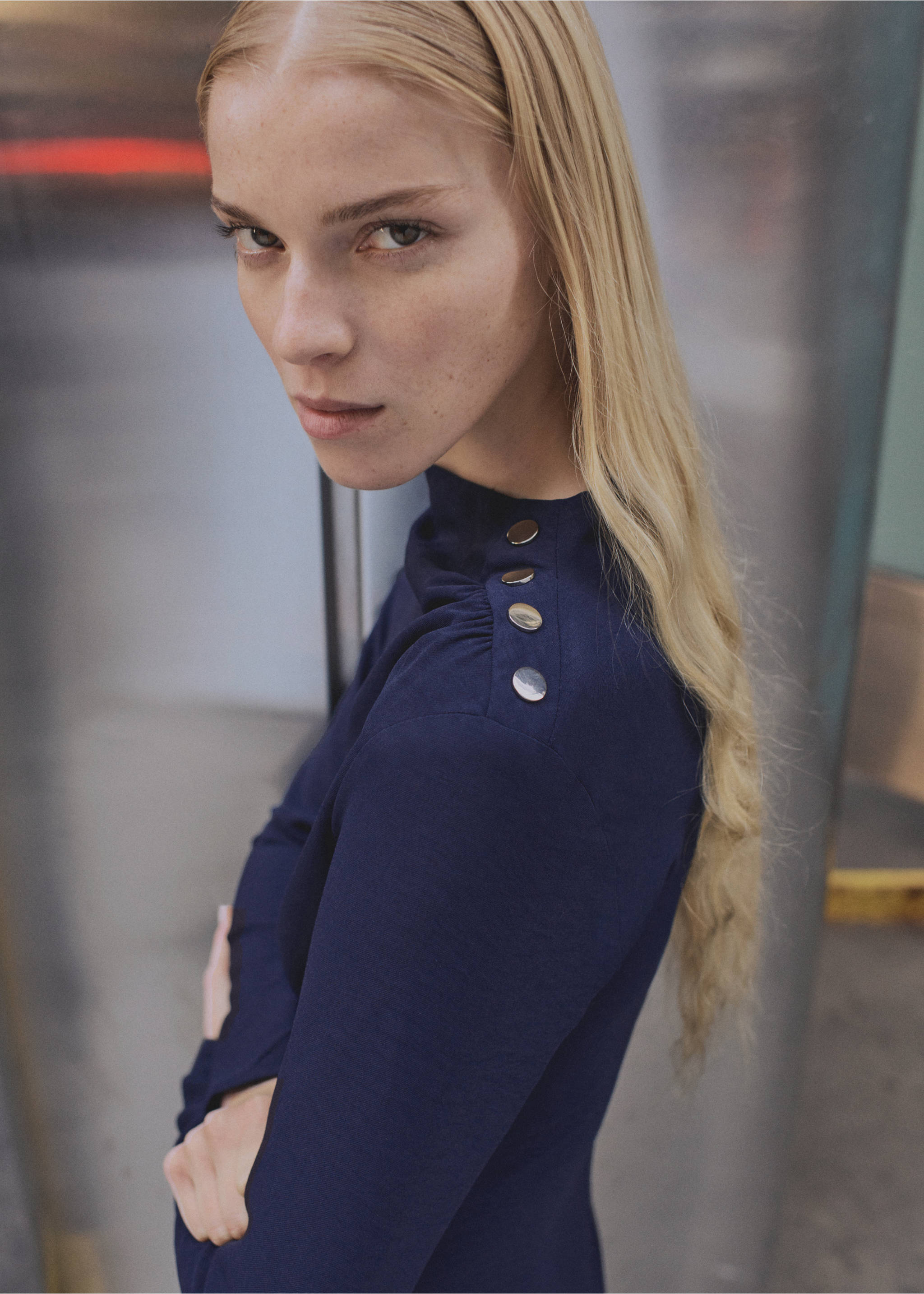 Asymmetrical pleated dress - Details of the article 1, Night Blue. Ref: 87050614-00.