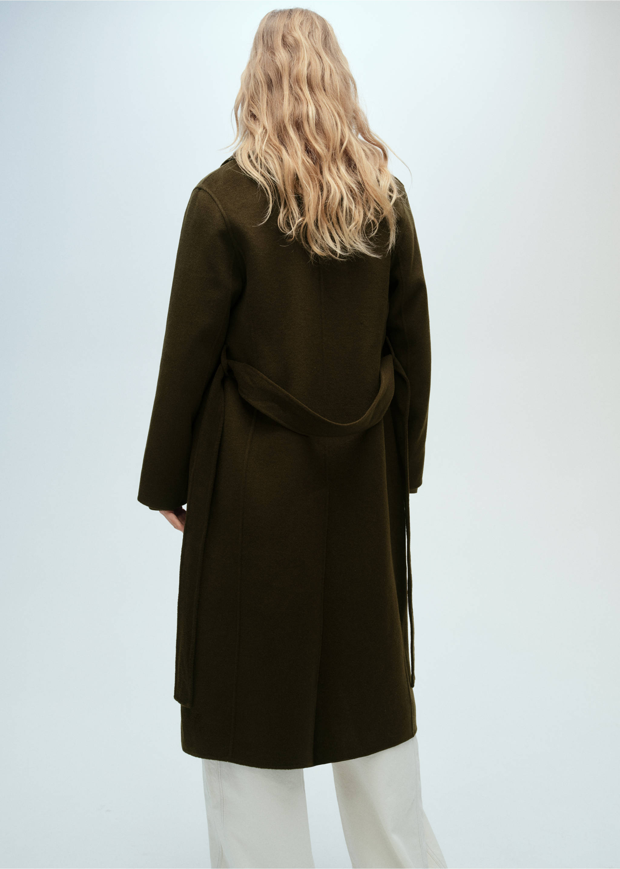 Handmade long coat with belt - Reverse of the article, Khaki. Ref: 87050616-00.