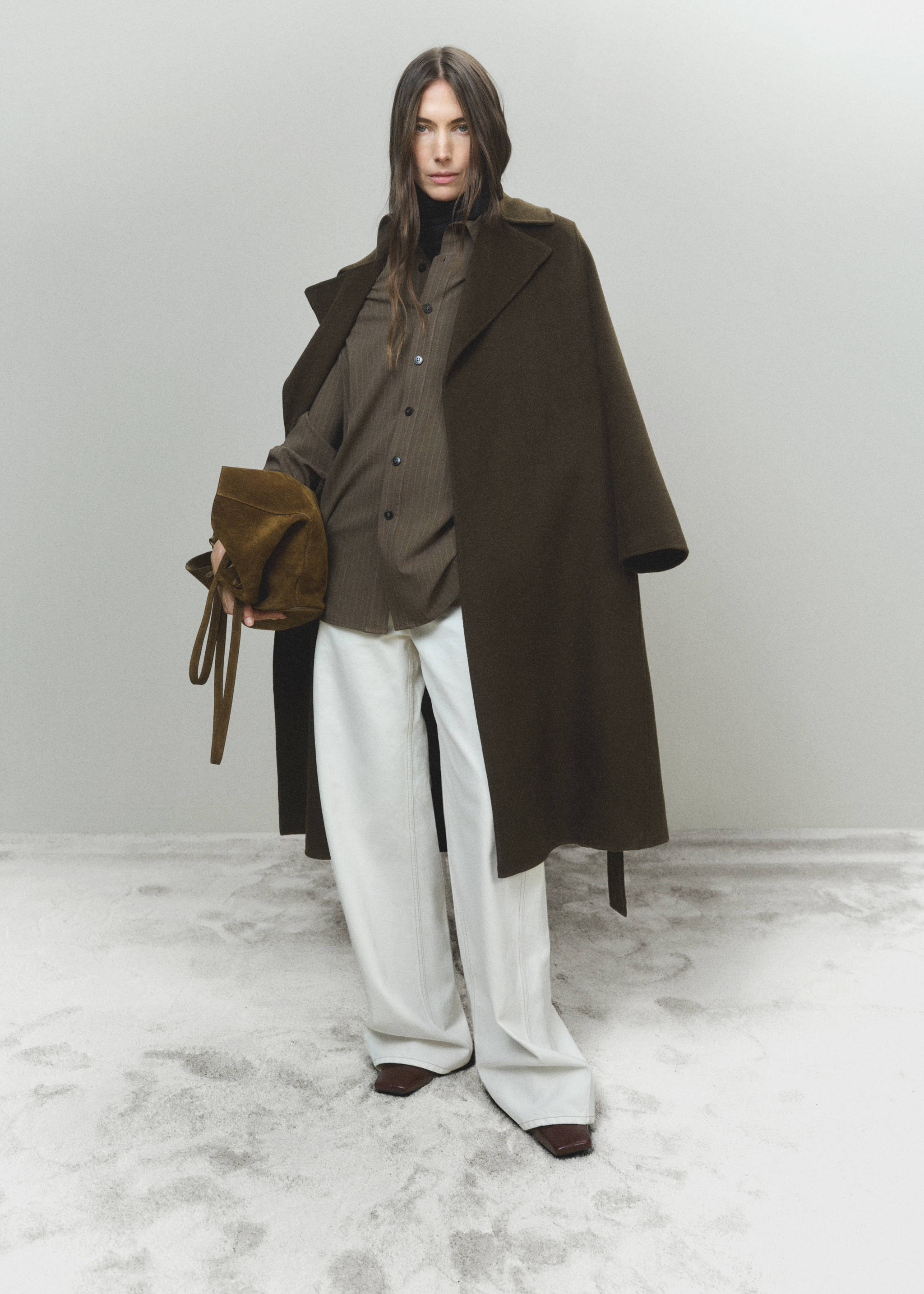 Handmade long coat with belt - Details of the article 6, Khaki. Ref: 87050616-00.