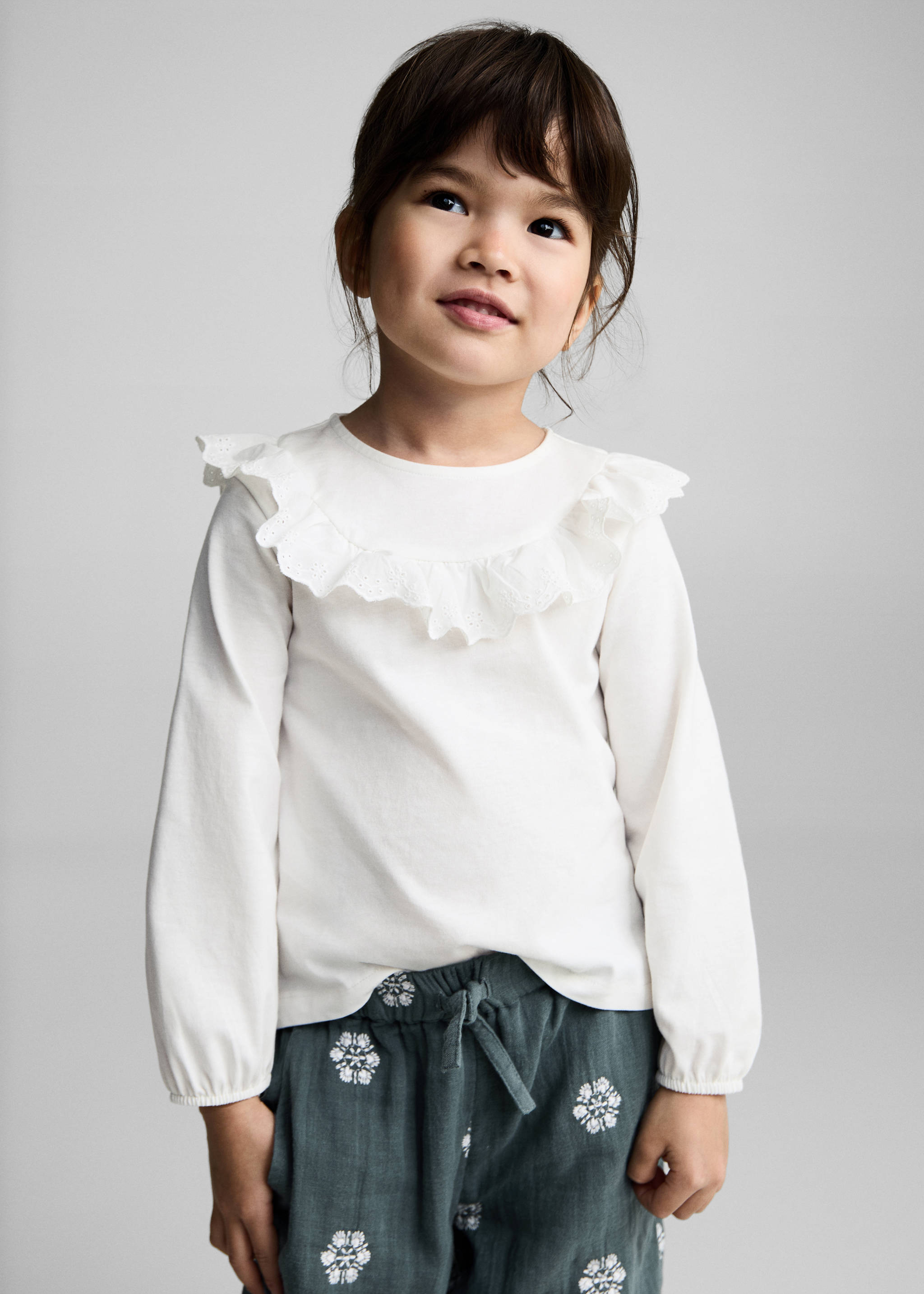 Baumwoll-T-Shirt mit Volant - Mittlere Ansicht, Cremeweiß. Ref: 87050626-00.