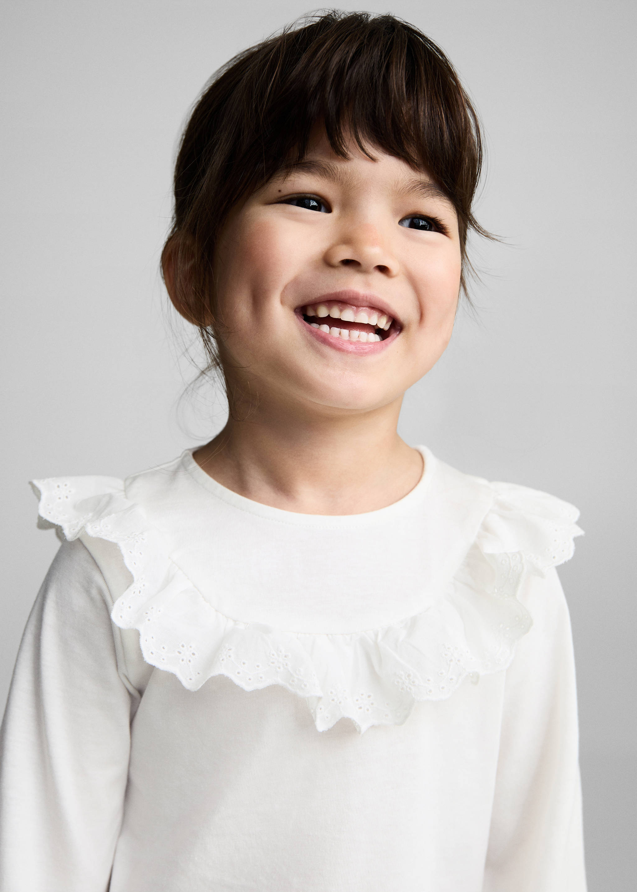 Baumwoll-T-Shirt mit Volant - Detail des Artikels 1, Cremeweiß. Ref: 87050626-00.