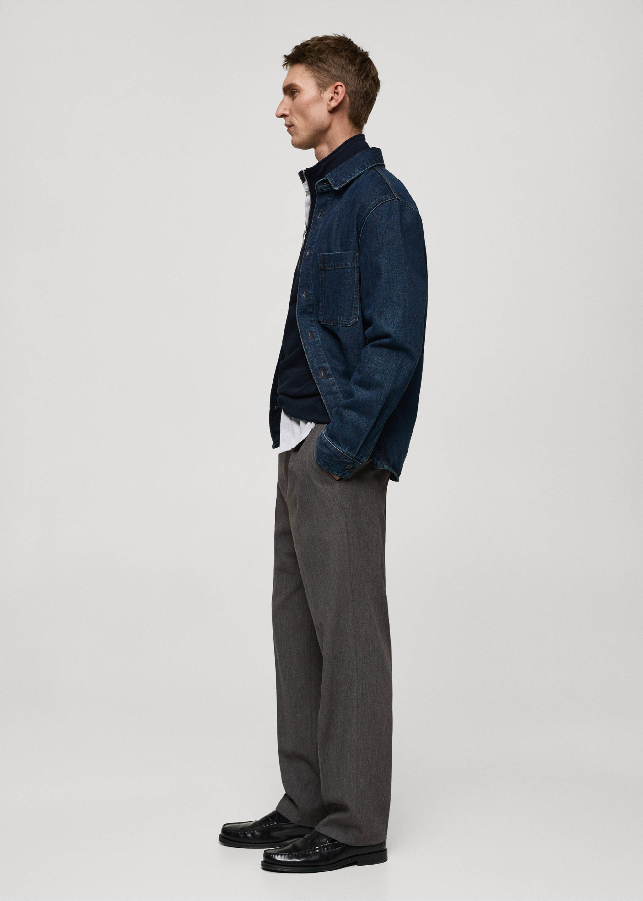 Straight-fit pleated trousers - Details of the article 4, Grey. Ref: 87050640-00.