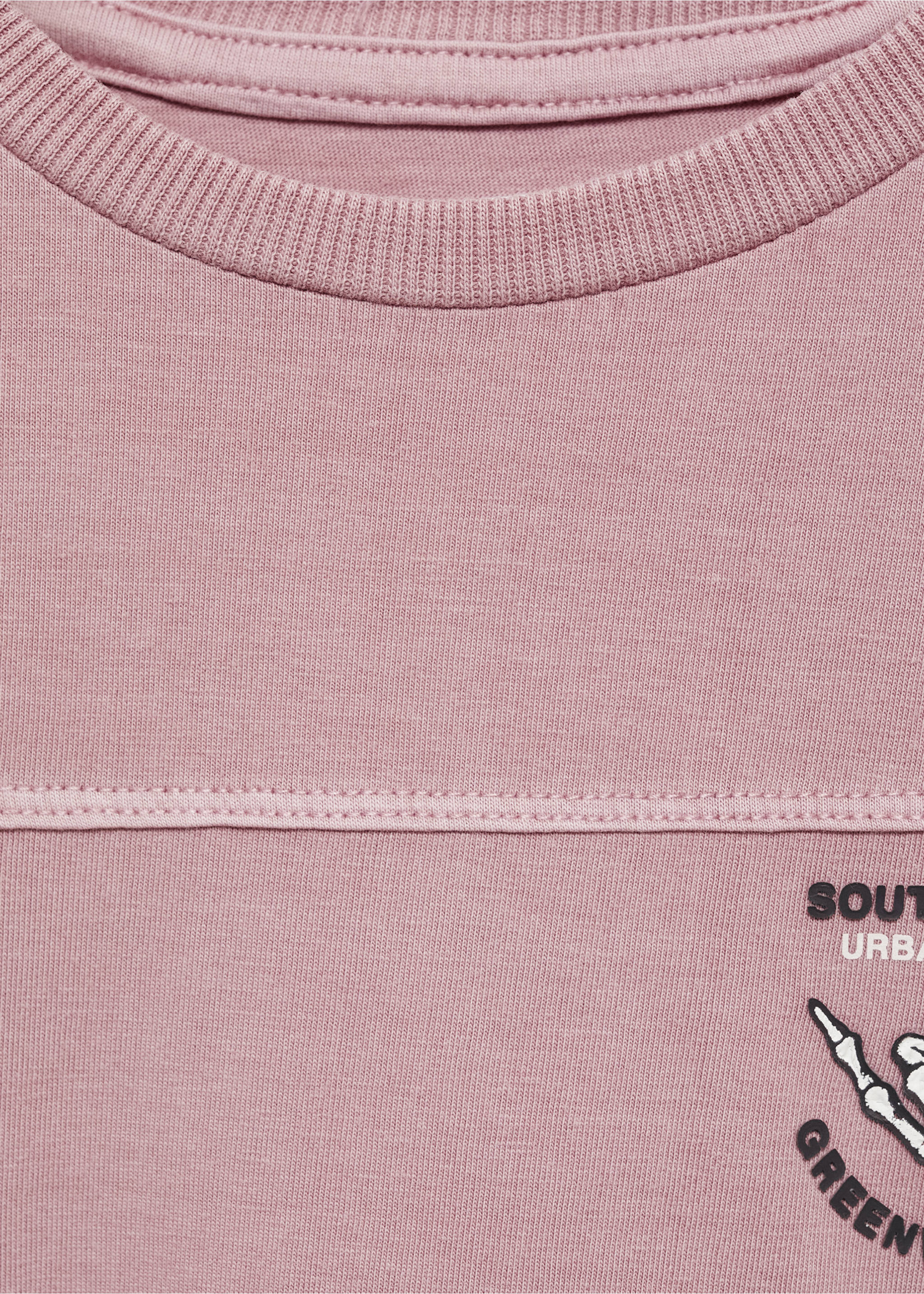 Washed-effect cotton t-shirt - Details of the article 8, Light/Pastel Purple. Ref: 87050642-00.