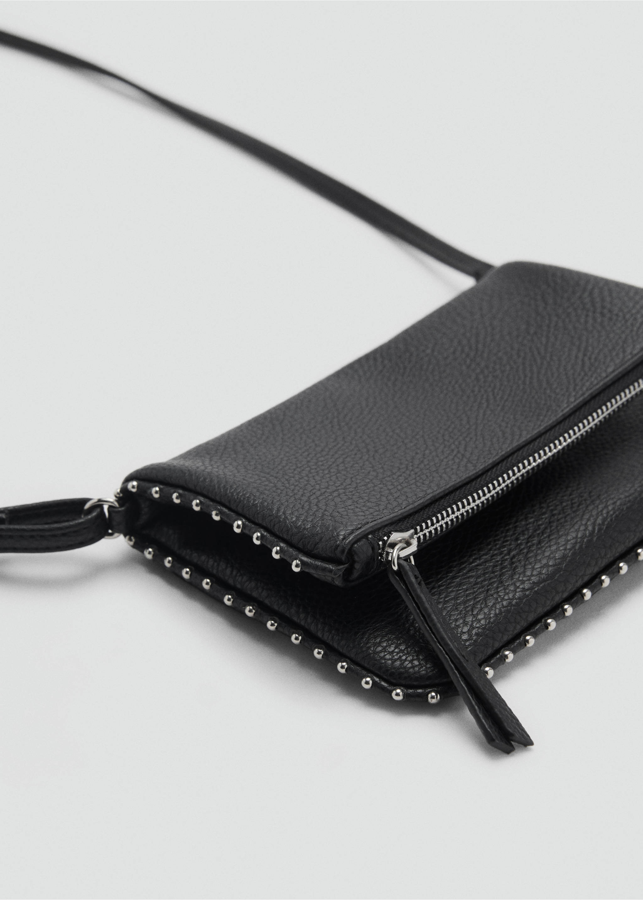 Stud cross body bag - Details of the article 1, Black. Ref: 87050648-00.