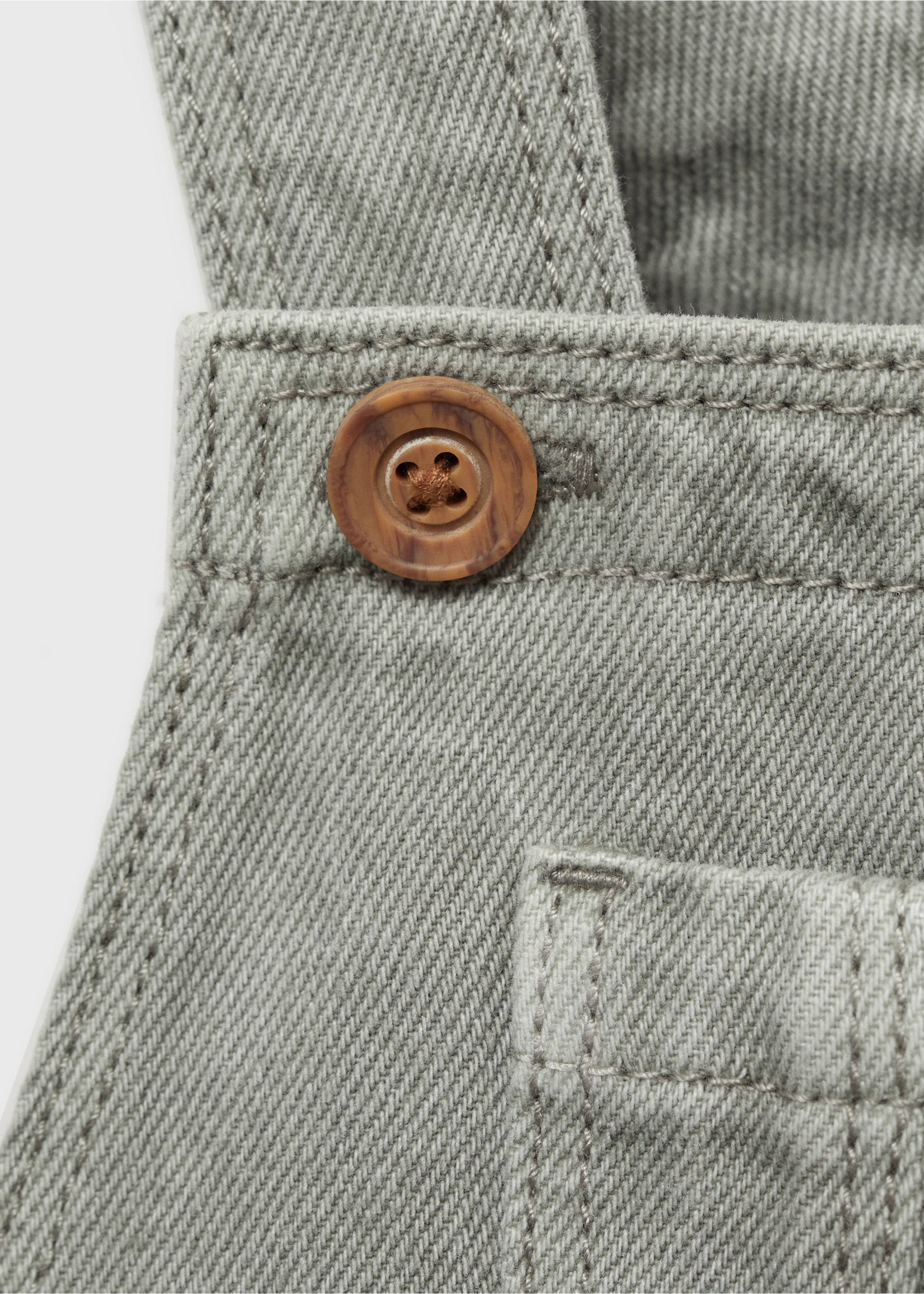 Lange Jeans-Latzhose mit Tasche - Detail des Artikels 8, Wassergrün. Ref: 87051048-00.