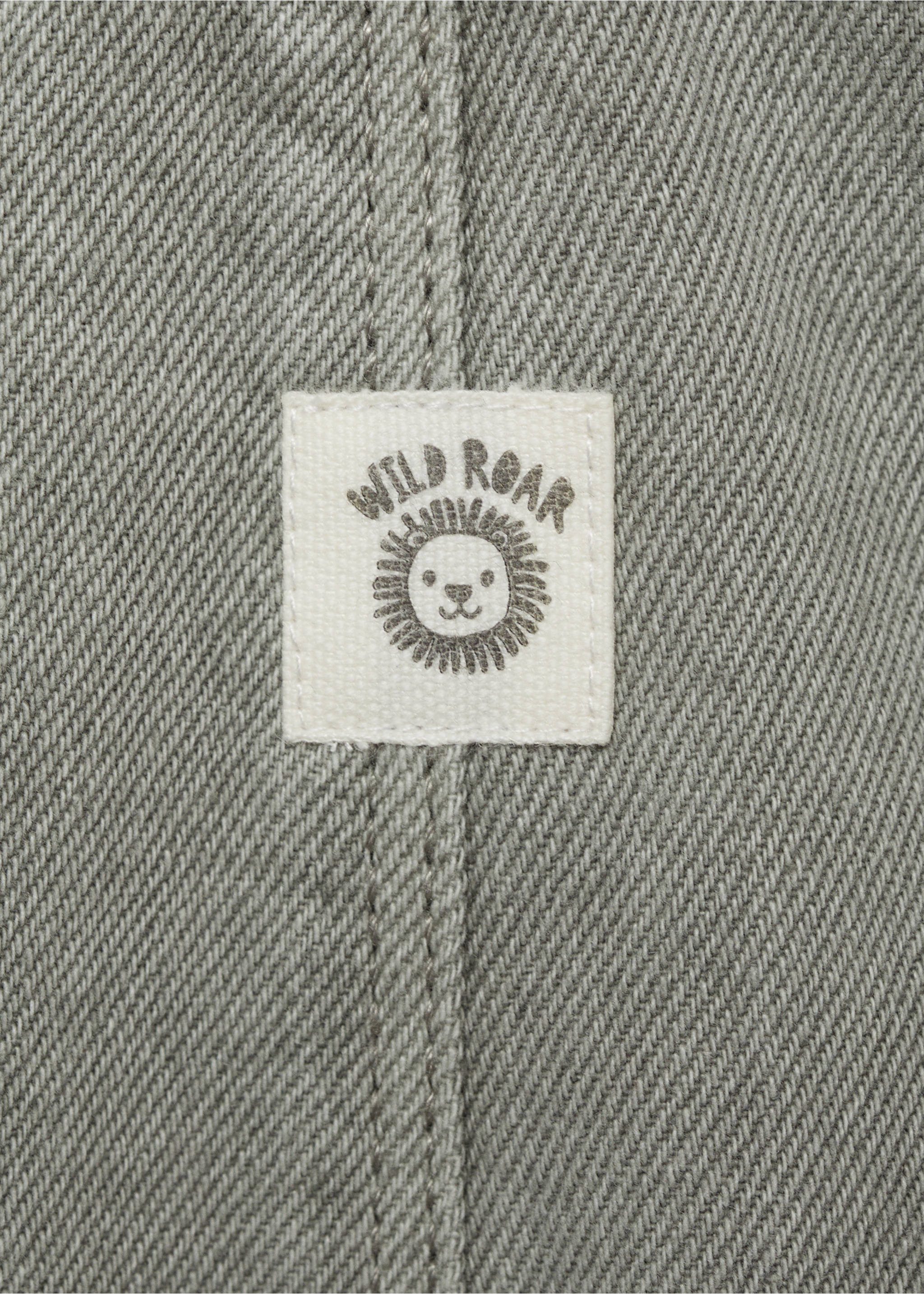 Lange Jeans-Latzhose mit Tasche - Detail des Artikels 0, Wassergrün. Ref: 87051048-00.