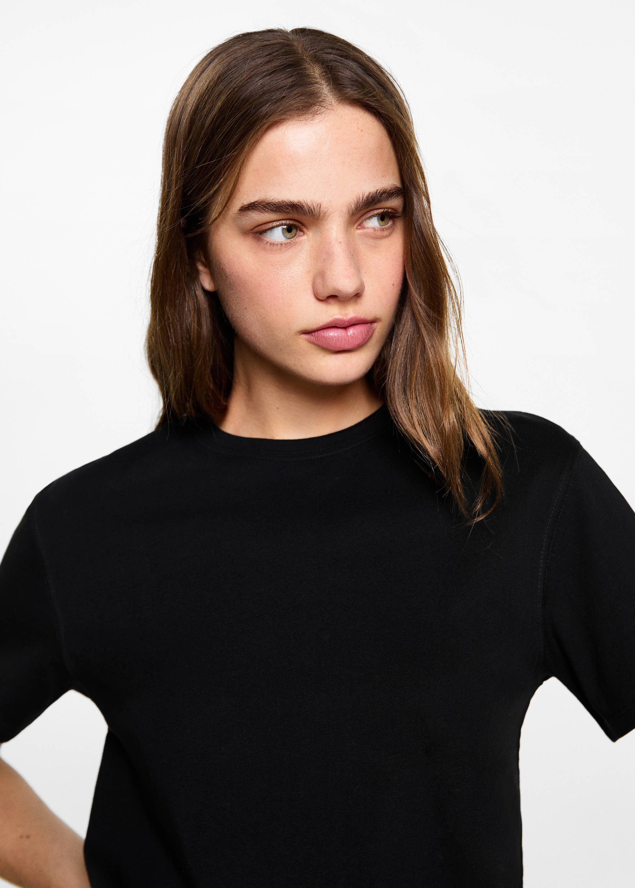 T-shirt med utstansad blixt - Detaljer om artikeln 1