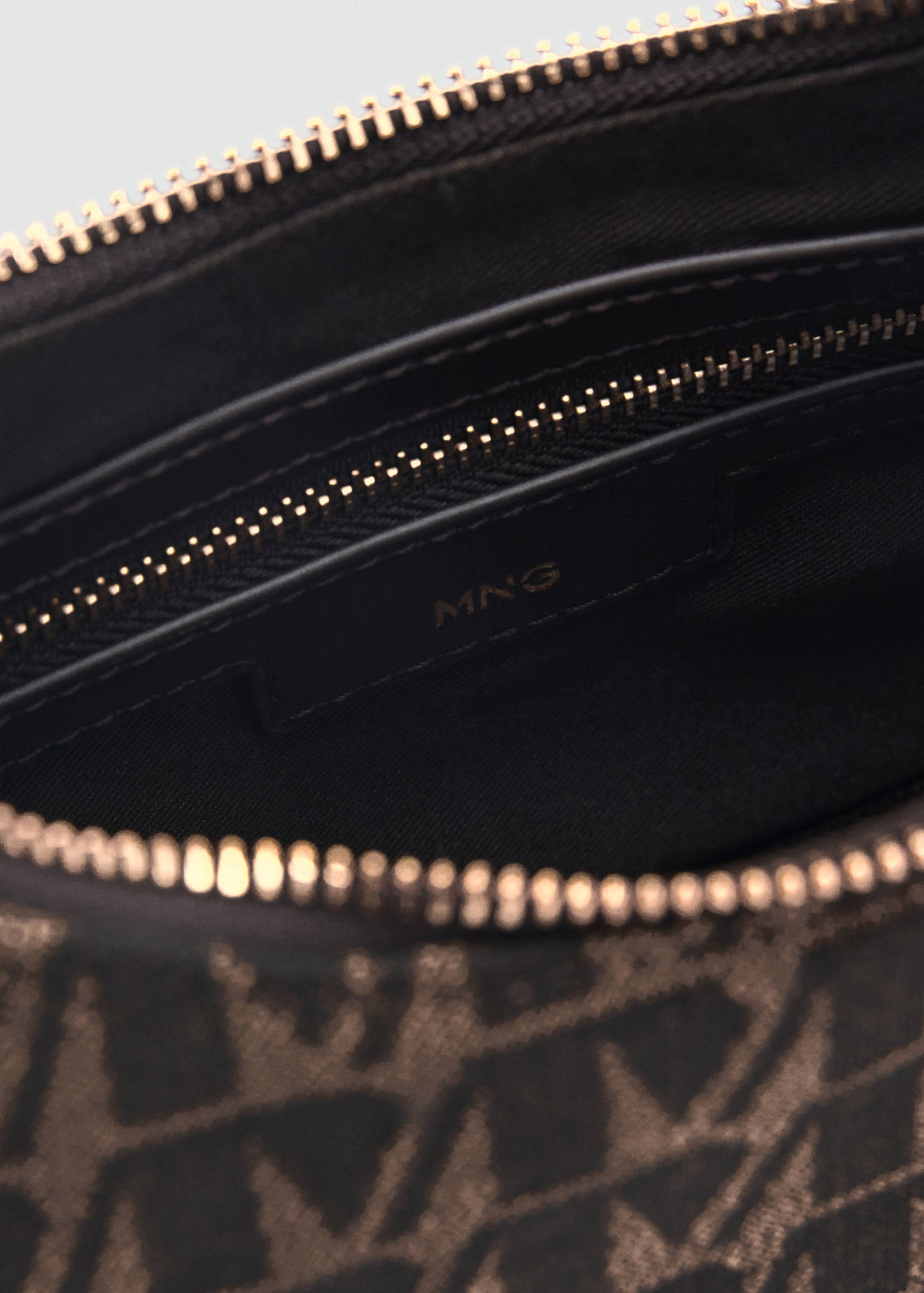 Bolso hombro estampado logo - Detalle del artículo 2