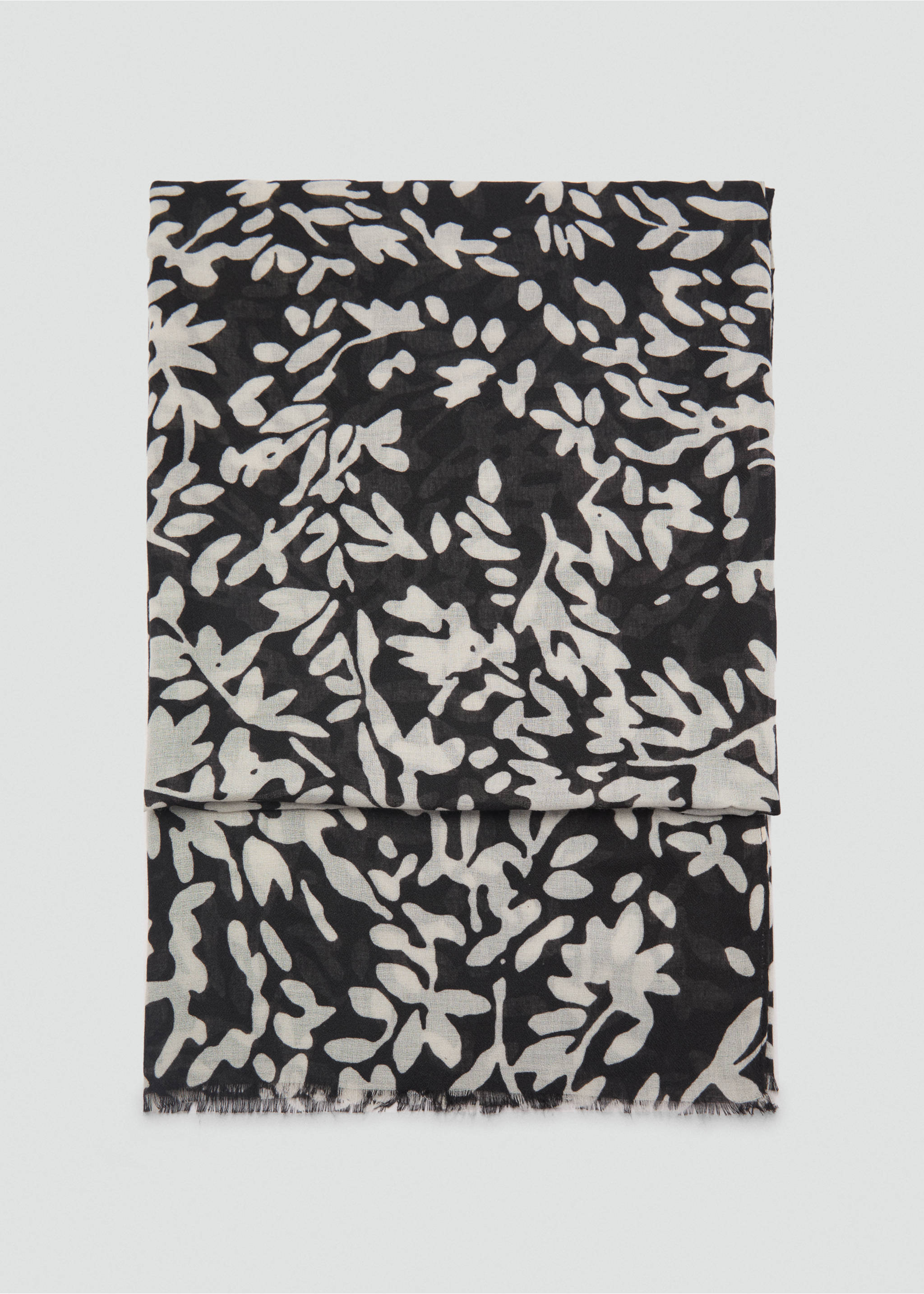 Floral print scarf - Article without model, Black. Ref: 87052534-00.