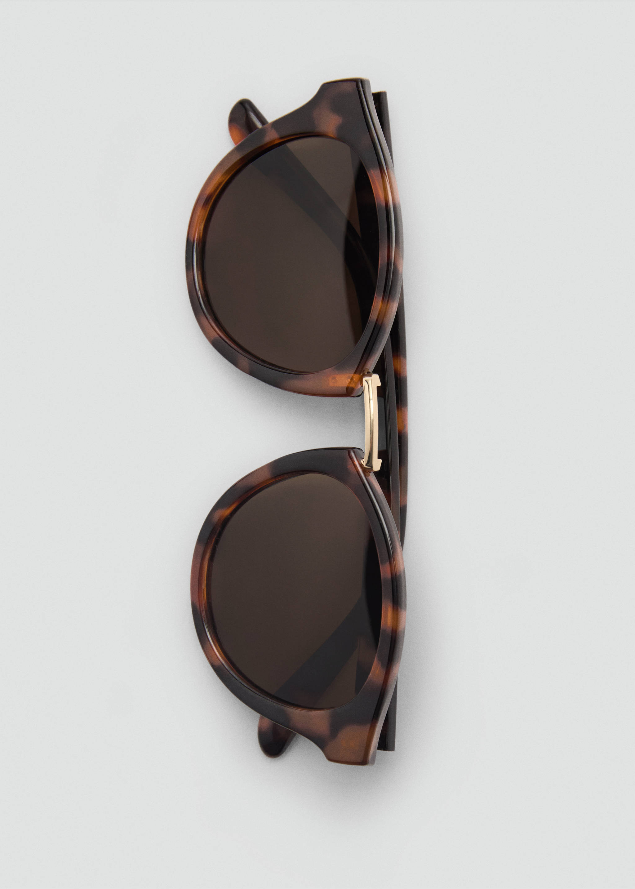 Gafas de sol puente metálico - Detalle del artículo 2, Chocolate. Ref: 87052535-00.