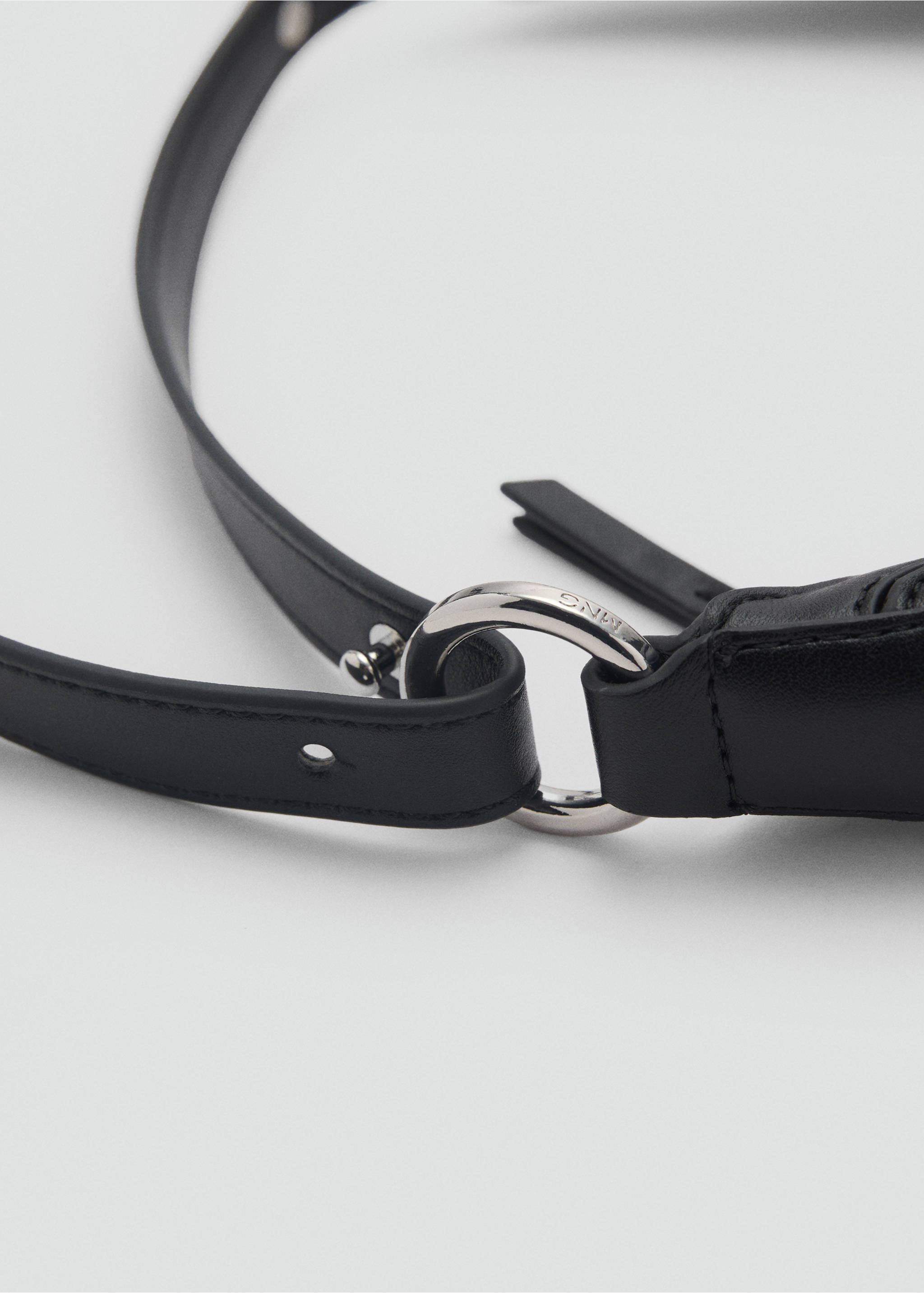 Oval shoulder bag - Details of the article 3, Black. Ref: 87052537-00.