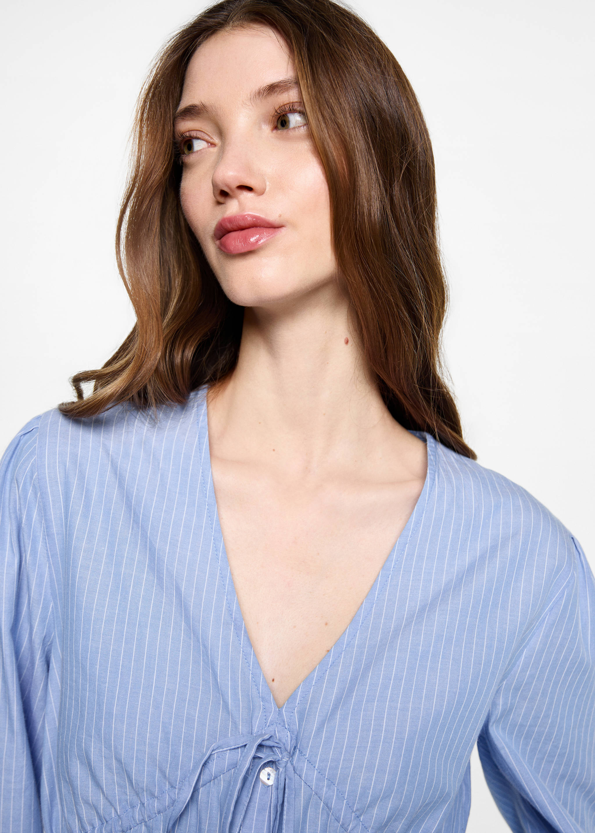 Gestreept T-shirt met strik - Detail van het artikel 1