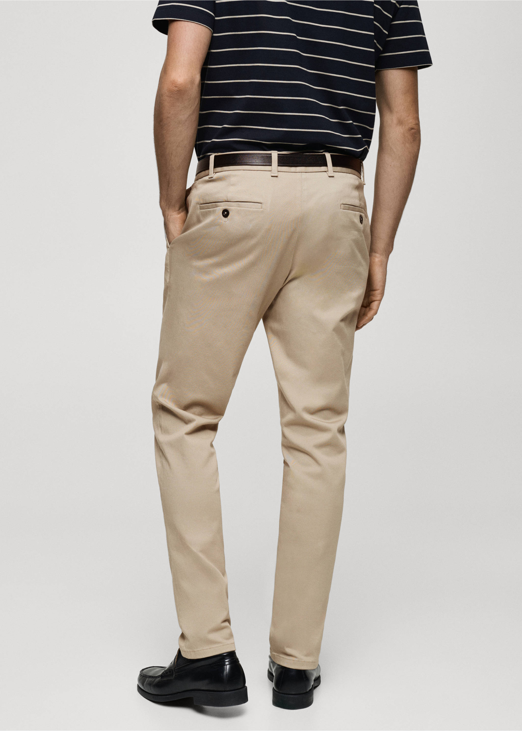 Barna slim fit chino sávolynadrág - A cikk hátulja, Bézs. Ref: 87052888-00.