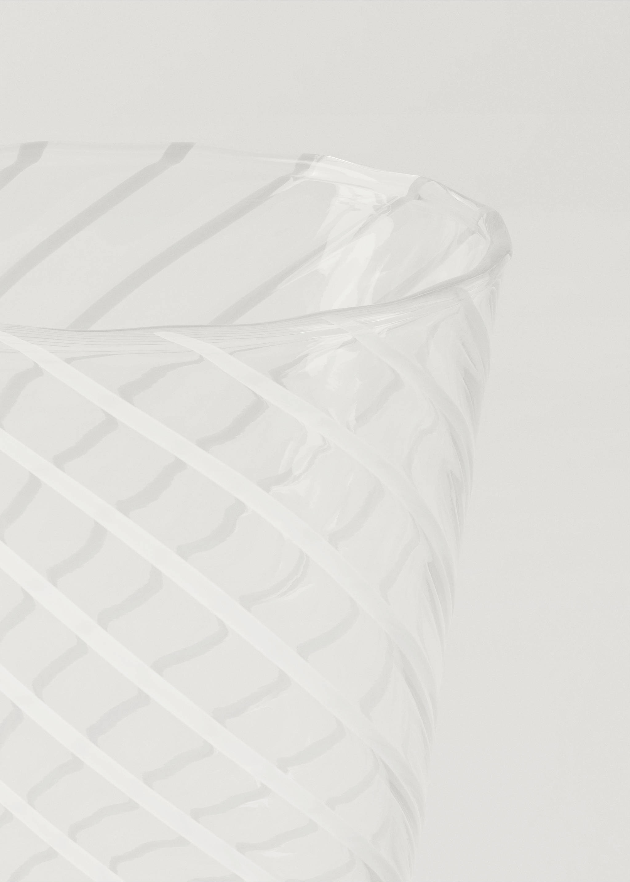 Small borosilicate glass with coloured spiral - Details of the article 2, White. Ref: 87052927-00.