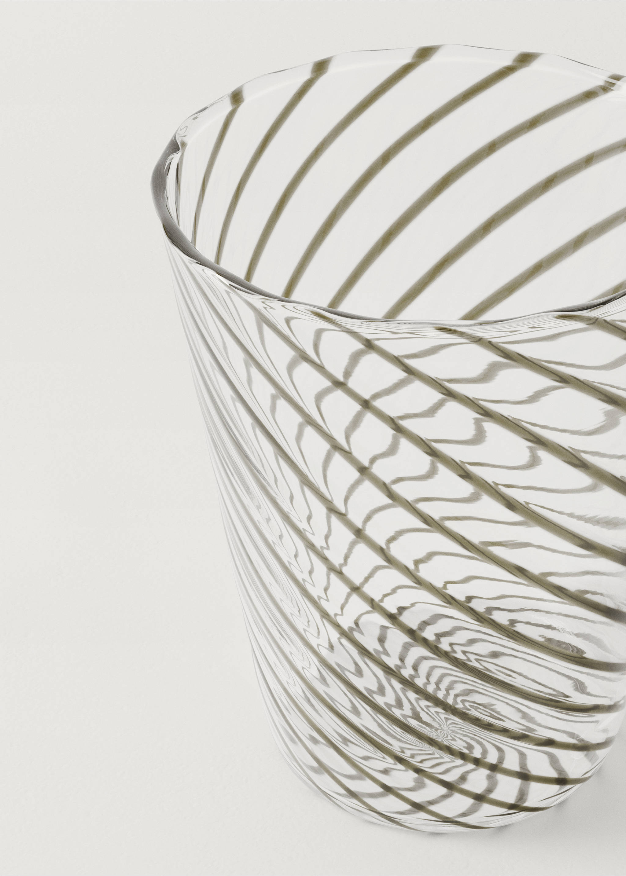 Small borosilicate glass with coloured spiral - Details of the article 1, Black. Ref: 87052927-00.