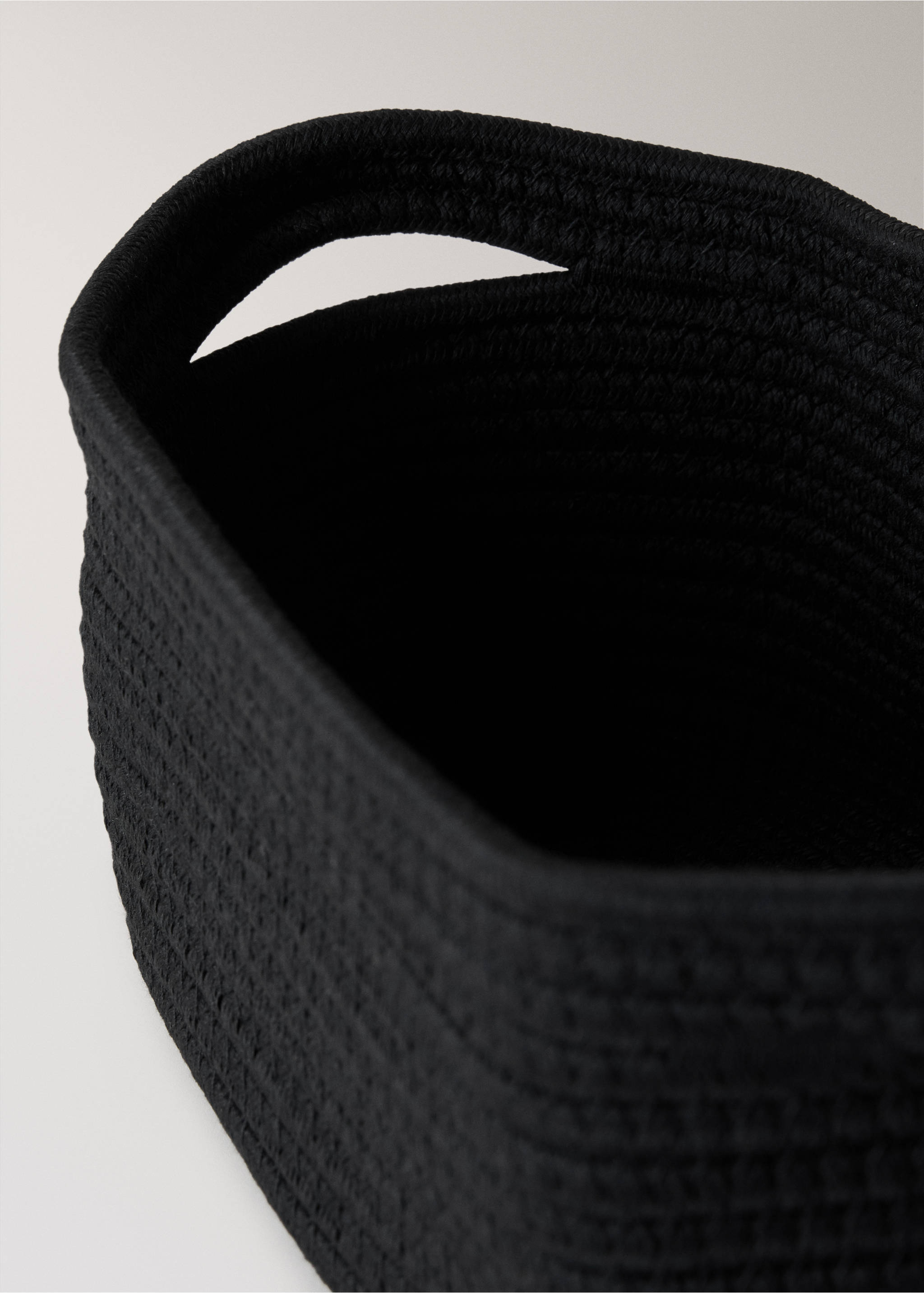 Medium rectangular cotton basket - Details of the article 1, Black. Ref: 87052957-00.