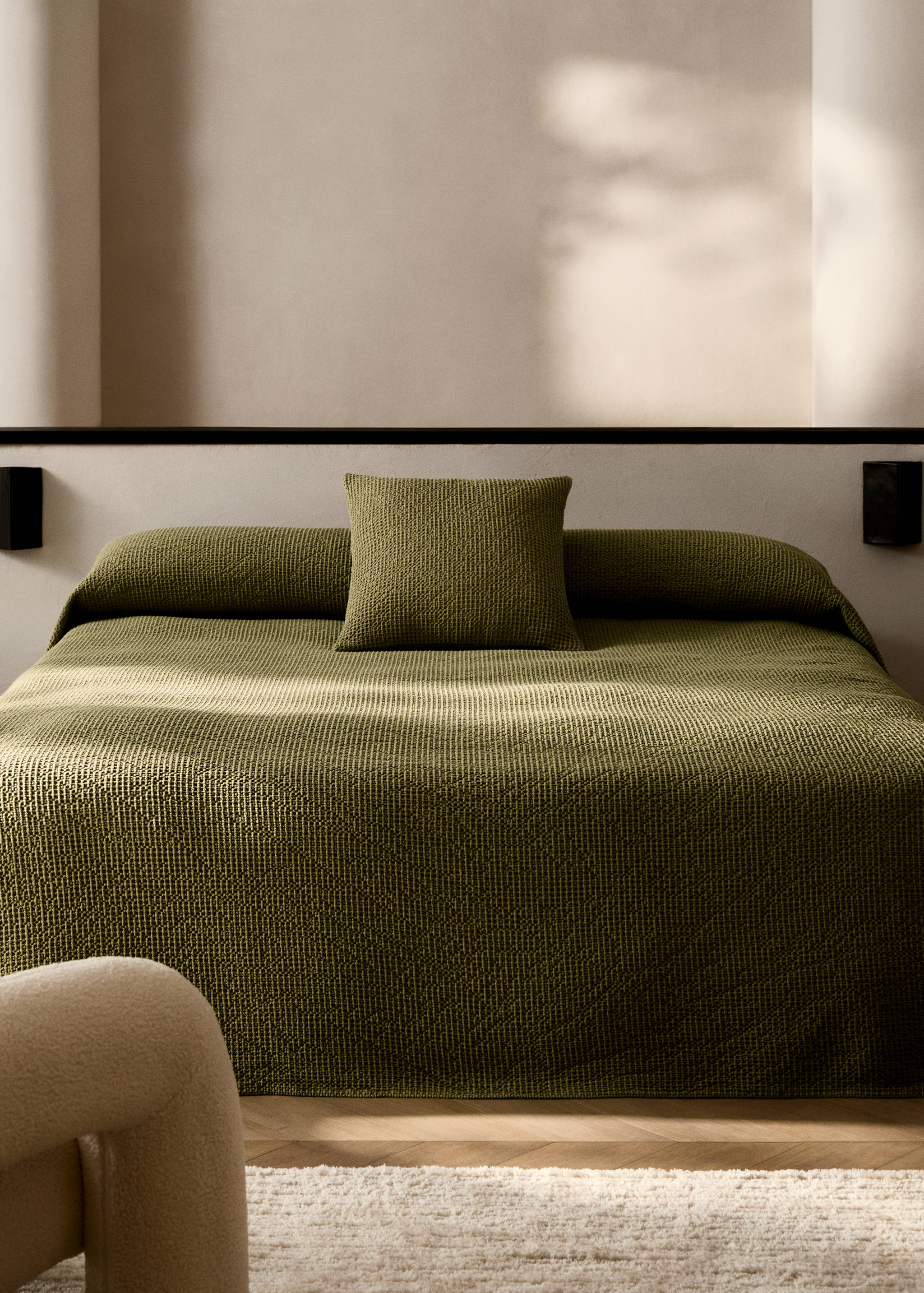 Garment-dyed waffle cotton bedspread for 130/150 cm bed - General plane