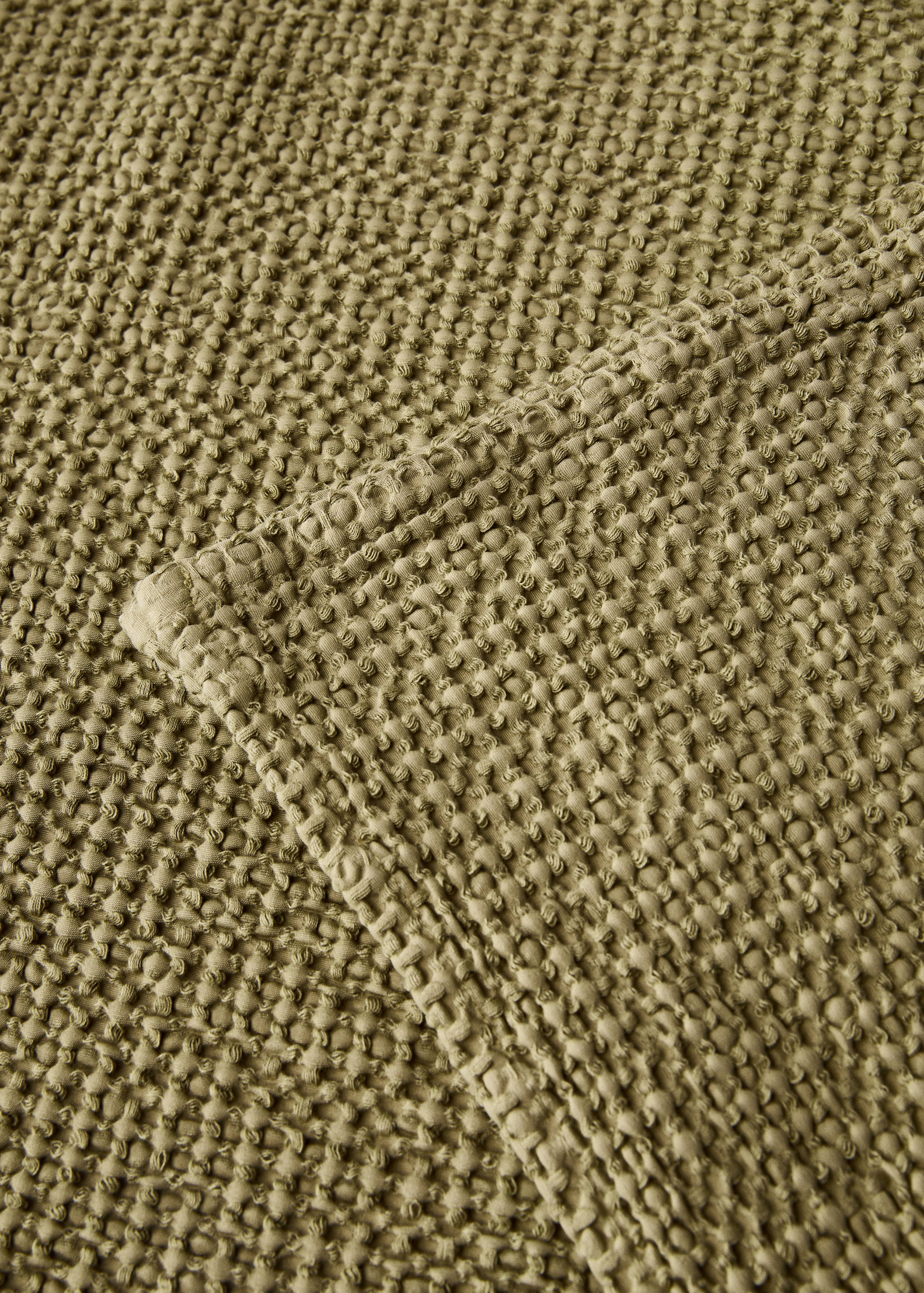 Garment-dyed waffle cotton bedspread for 130/150 cm bed - Details of the article 2