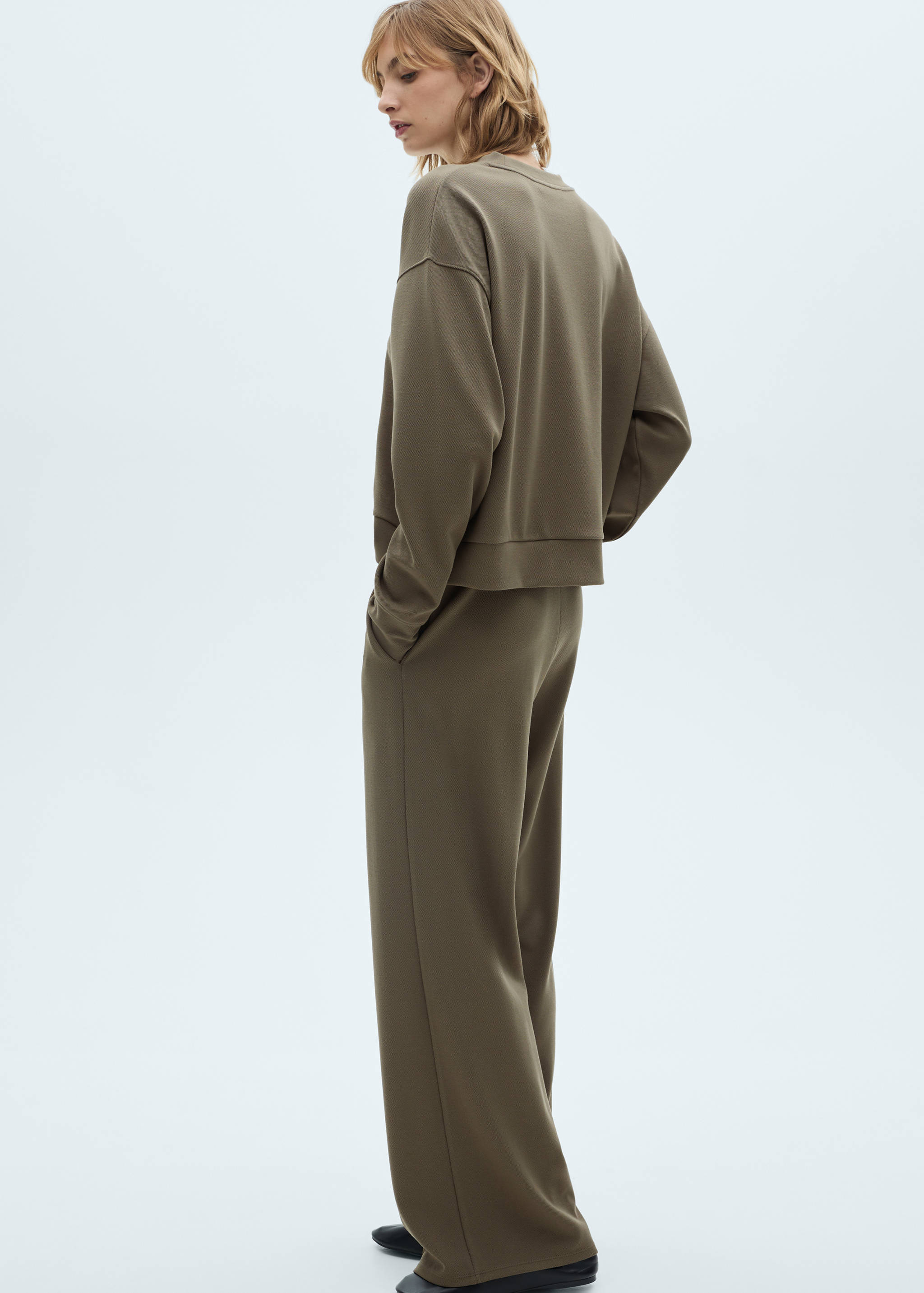 Sudadera cuello redondo detalle costura - Reverso del artículo